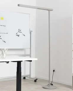 Lampa podłogowa LED PERSEUS Metal Srebrny