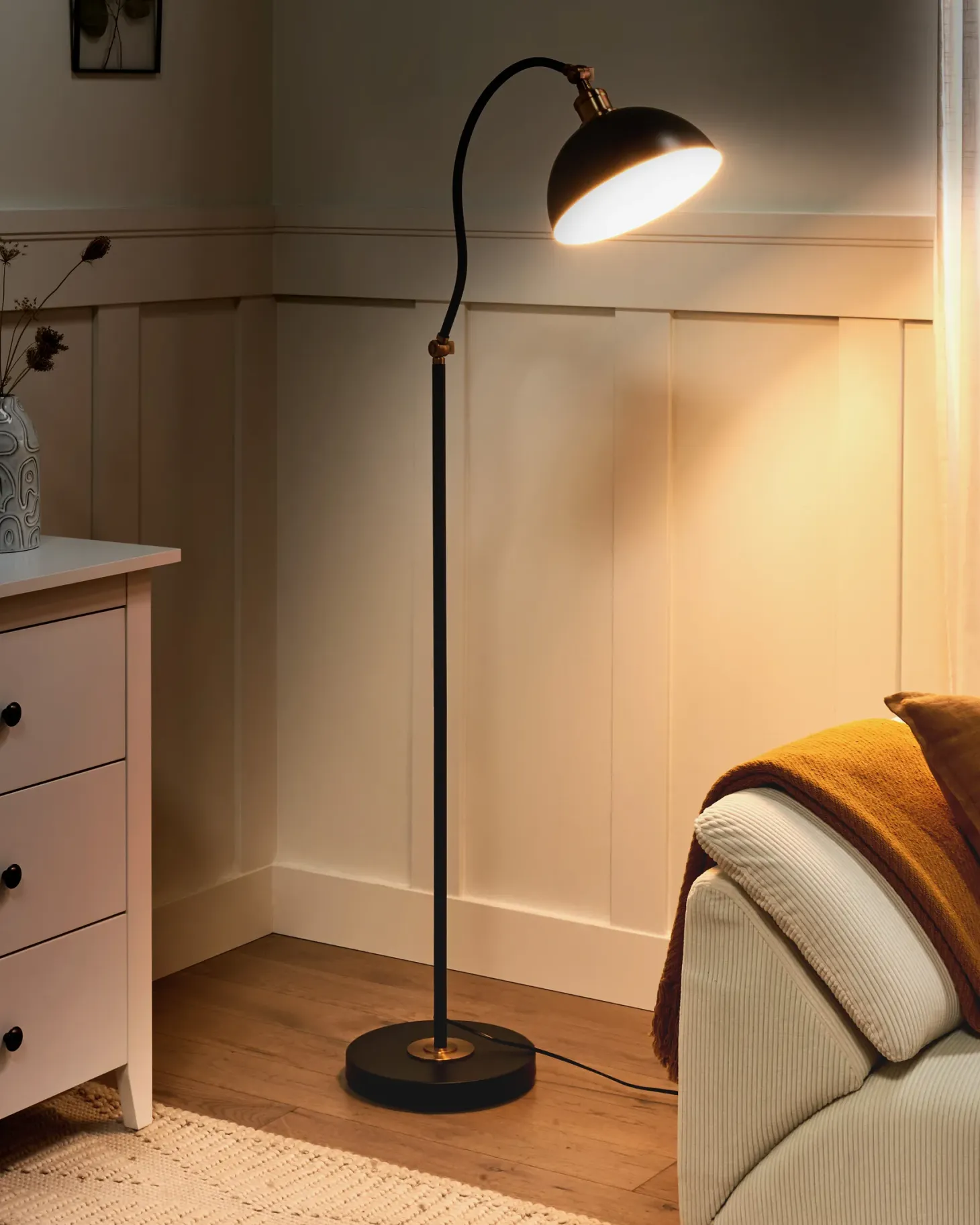 Lampa podłogowa LENNON Regulowana Metal Czarny