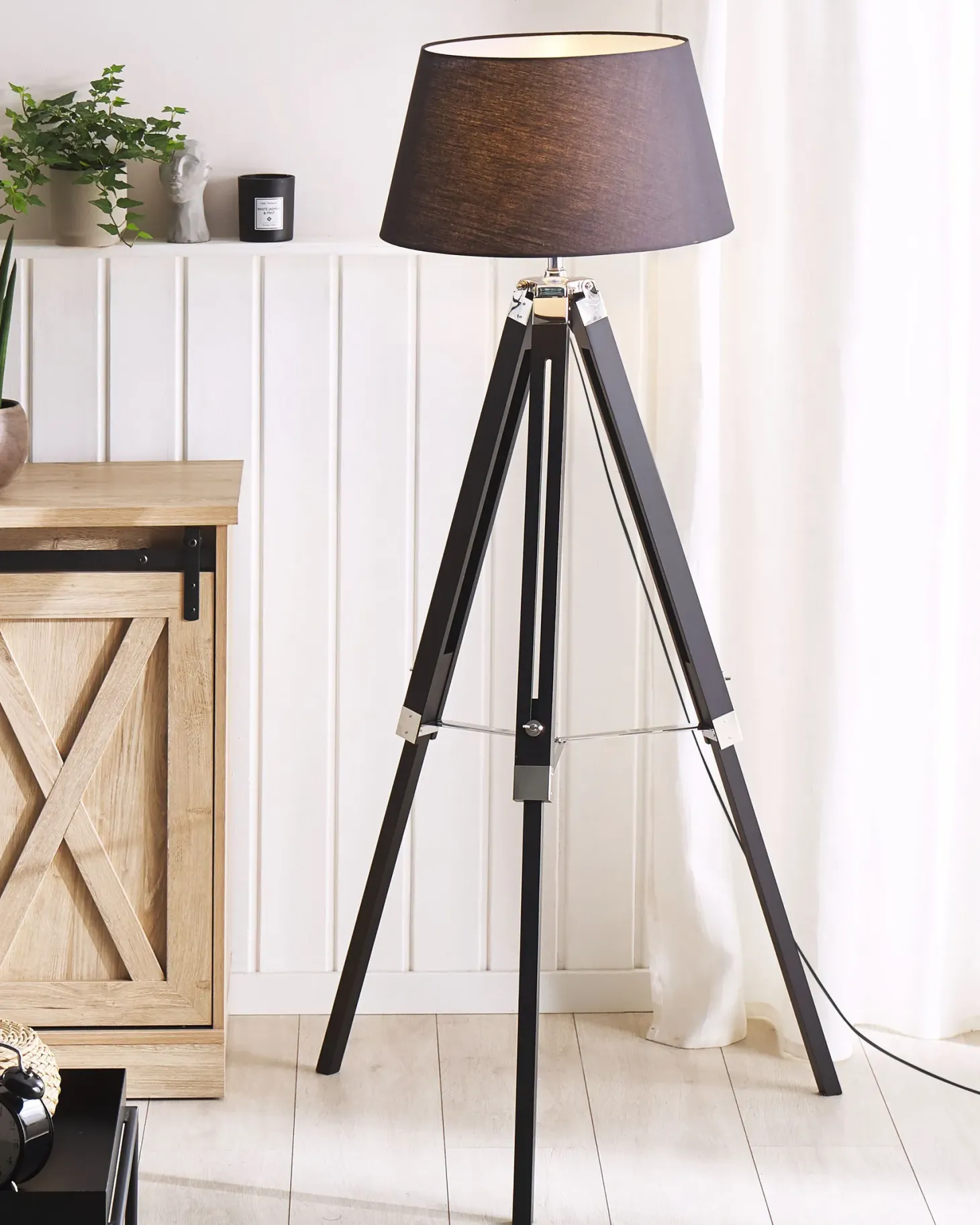 Lampa podłogowa MADEIRA Drewno sosnowe Czarny