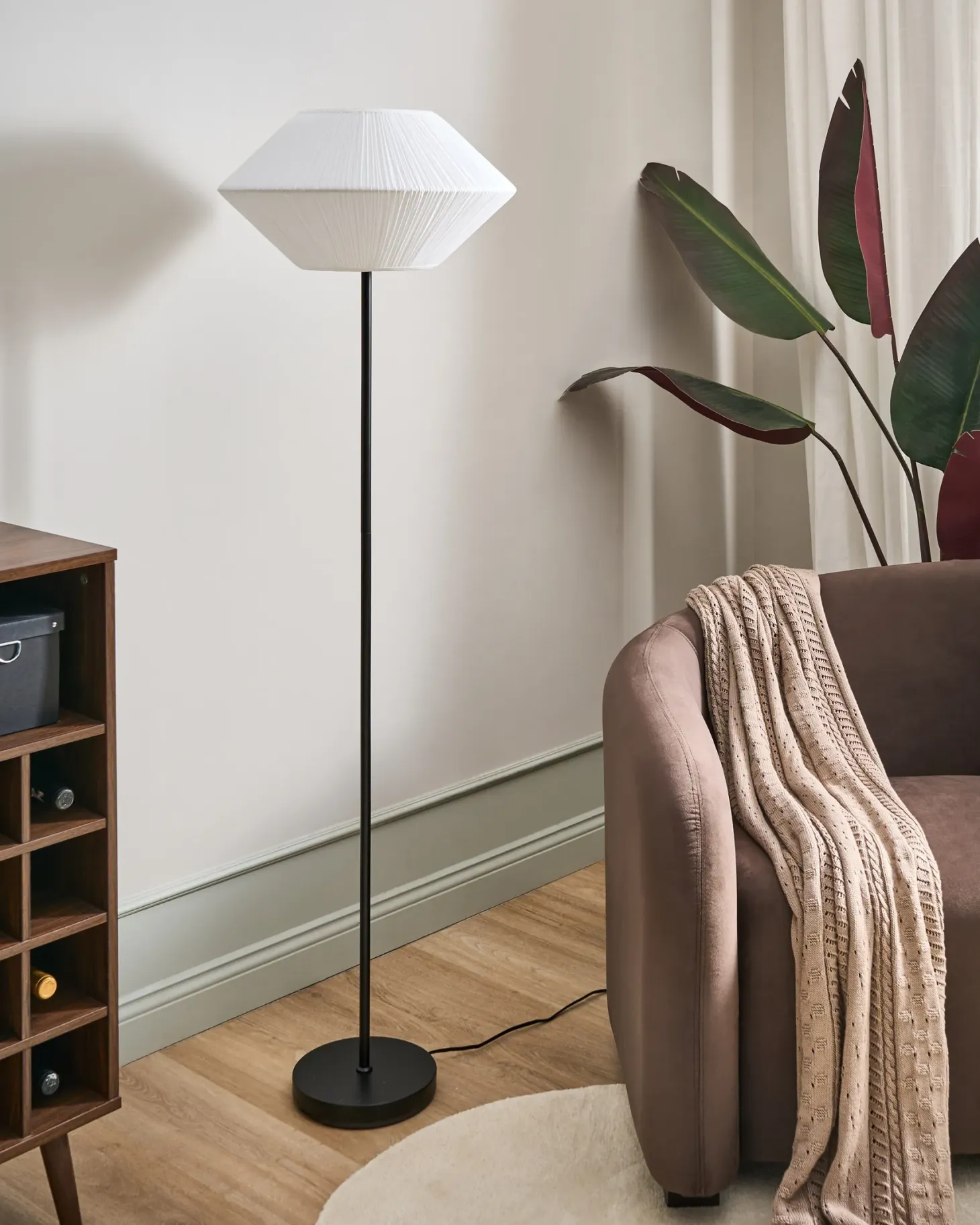 Lampa podłogowa MAKETSI Metal Czarny