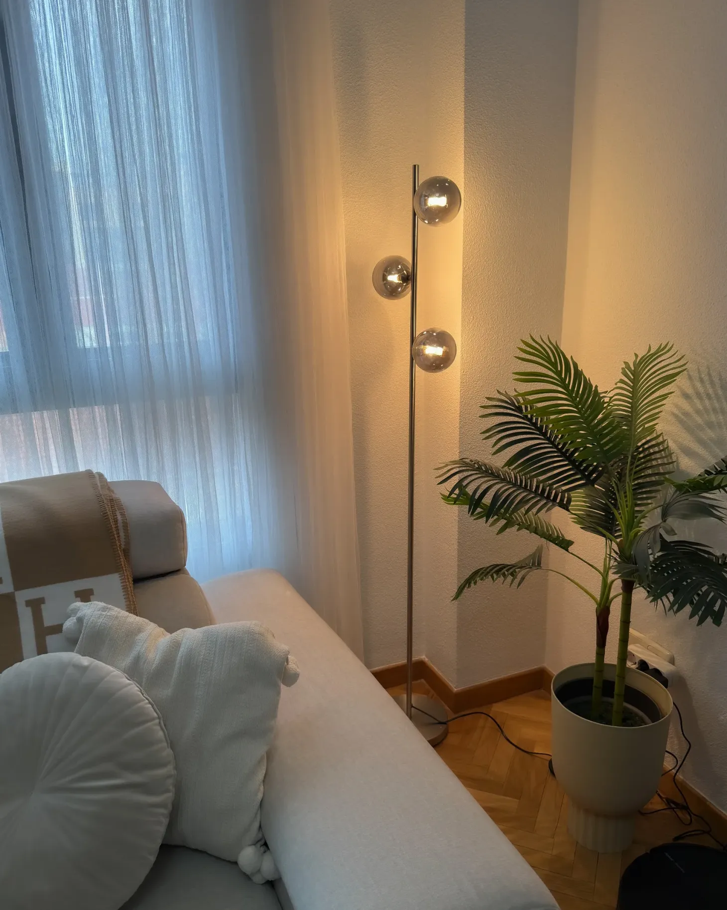 Lampa podłogowa RAMIS Metal Srebrny