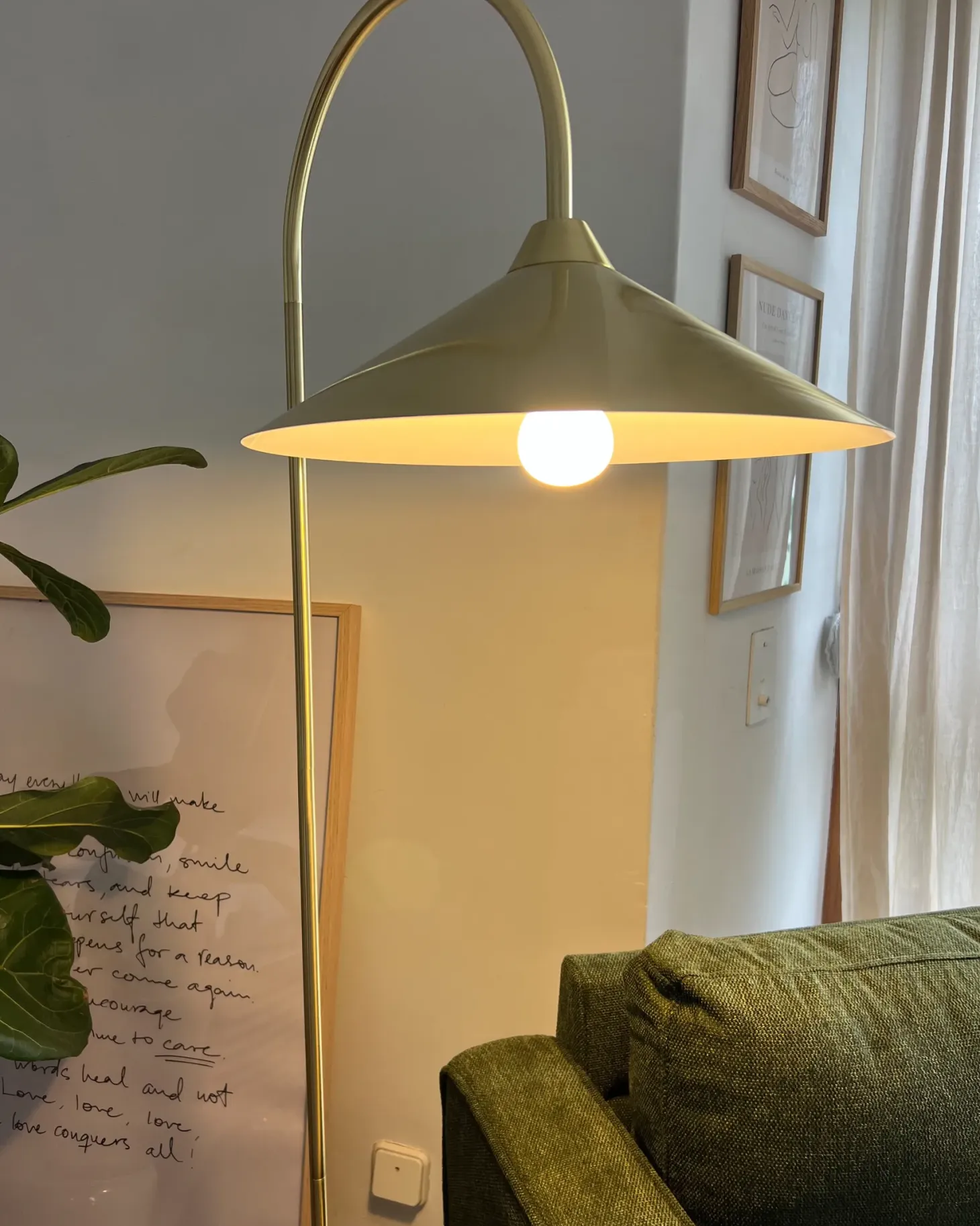 Lampa podłogowa SAVEGRE Metal Złoty