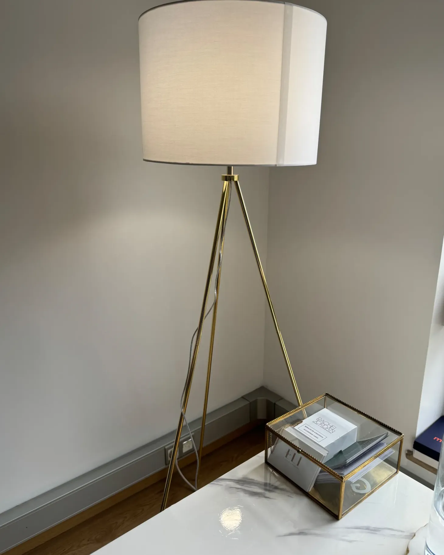 Lampa podłogowa VISTULA Metal Złoty