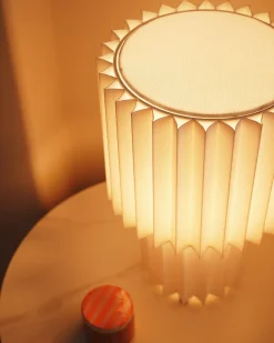 Lampa stołowa ALFEIOS Len Biały