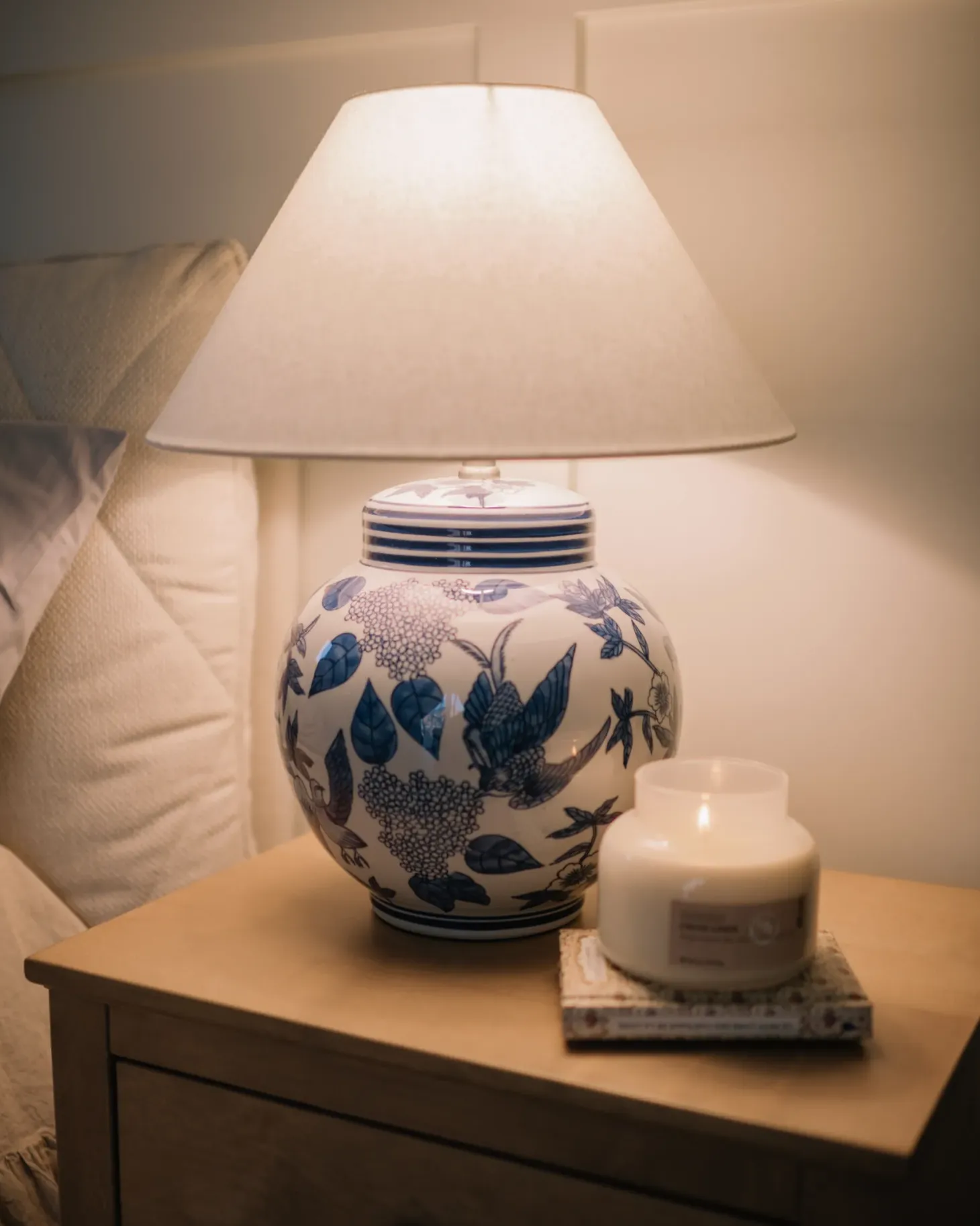 Lampa stołowa ARUNCA Porcelana Biały/ niebieski