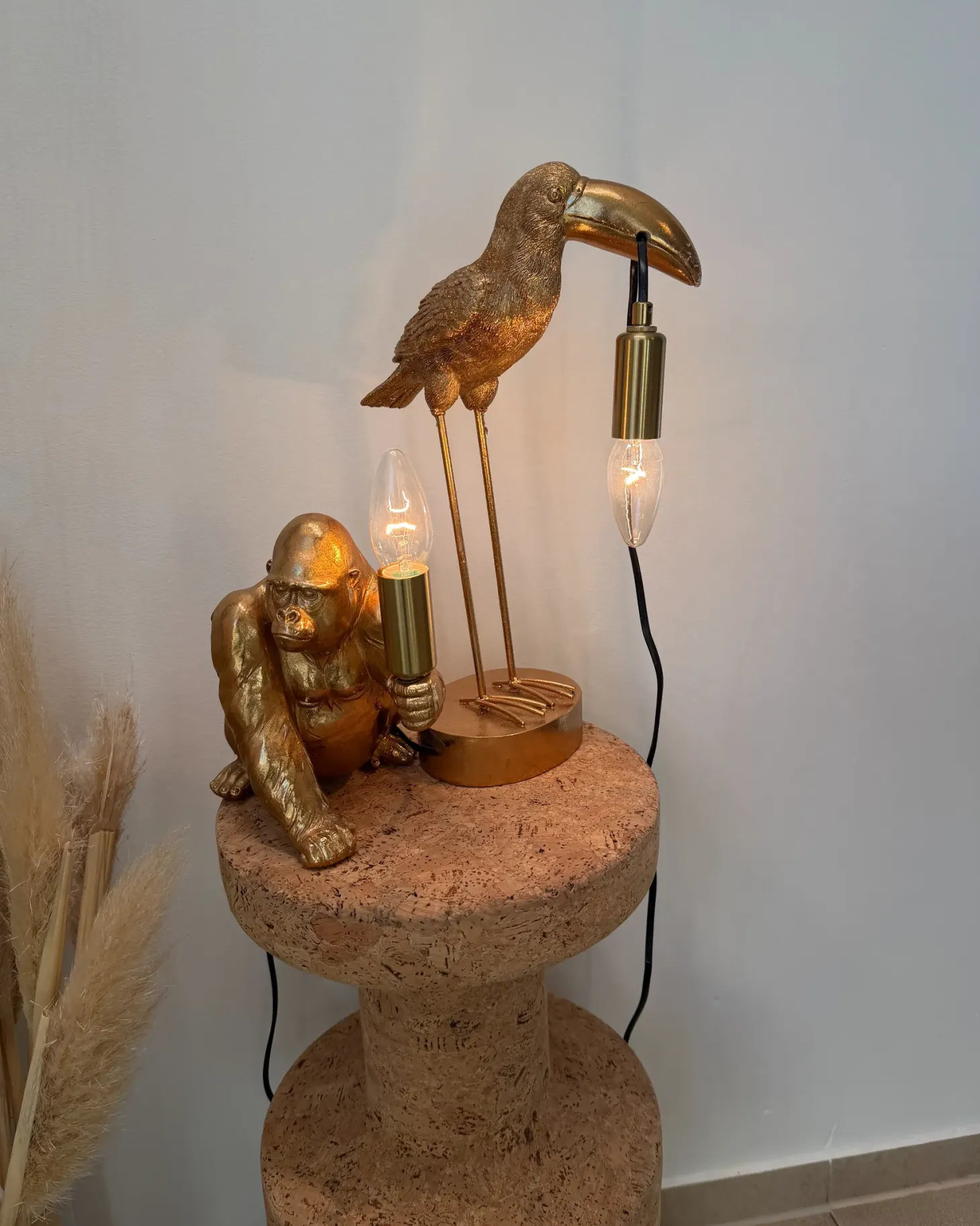 Lampa stołowa Goryl HARAMBE Złoty