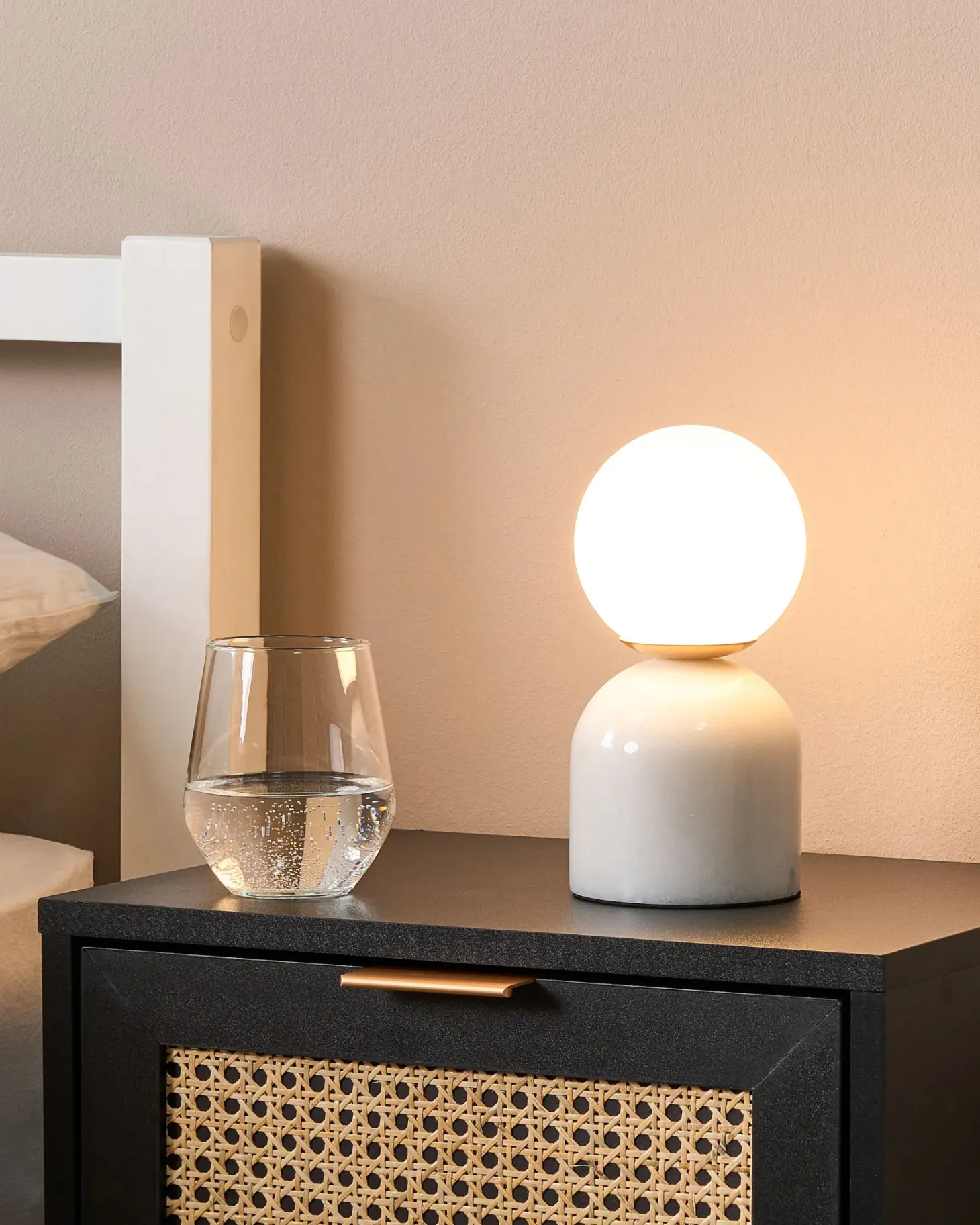 Lampa stołowa KIWI Kamień Biały