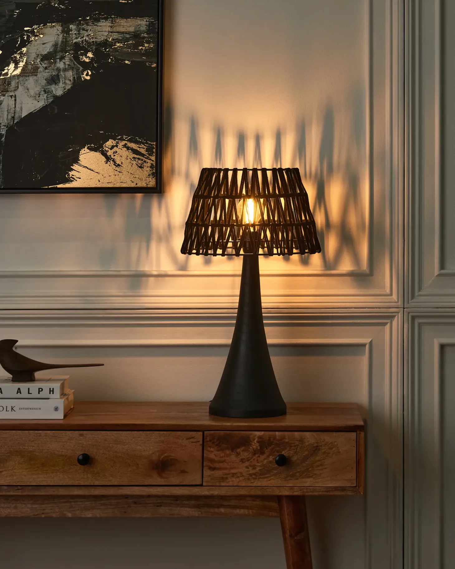 Lampa stołowa PELLEJAS Drewno mango Czarny