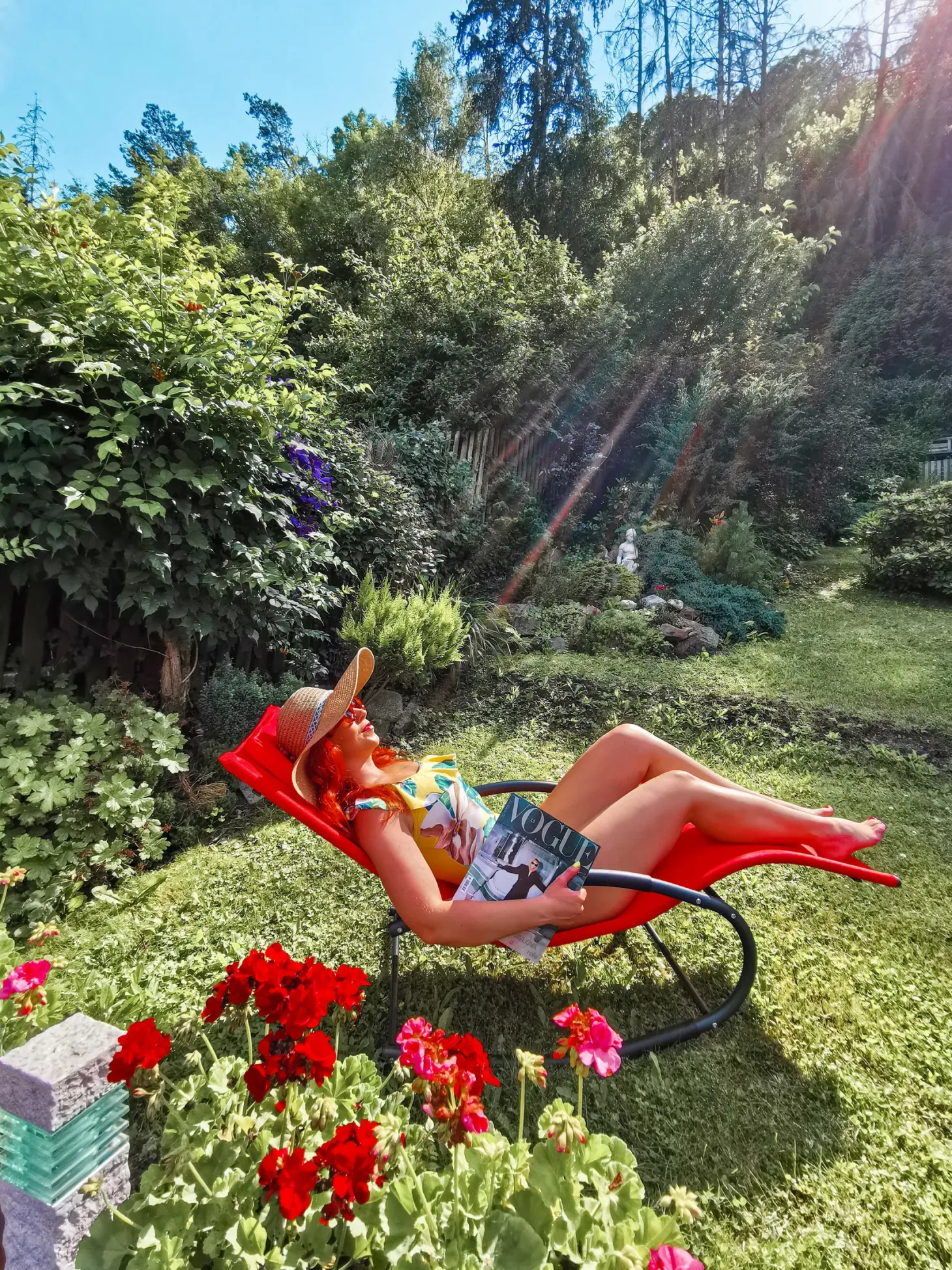 Leżak ogrodowy bujany CARANO II Metal Czerwony