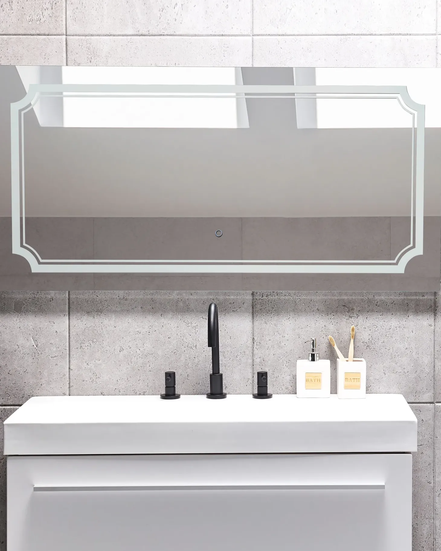 Lustro łazienkowe LED ARROMACHNES 120 cm 60 cm Srebrny