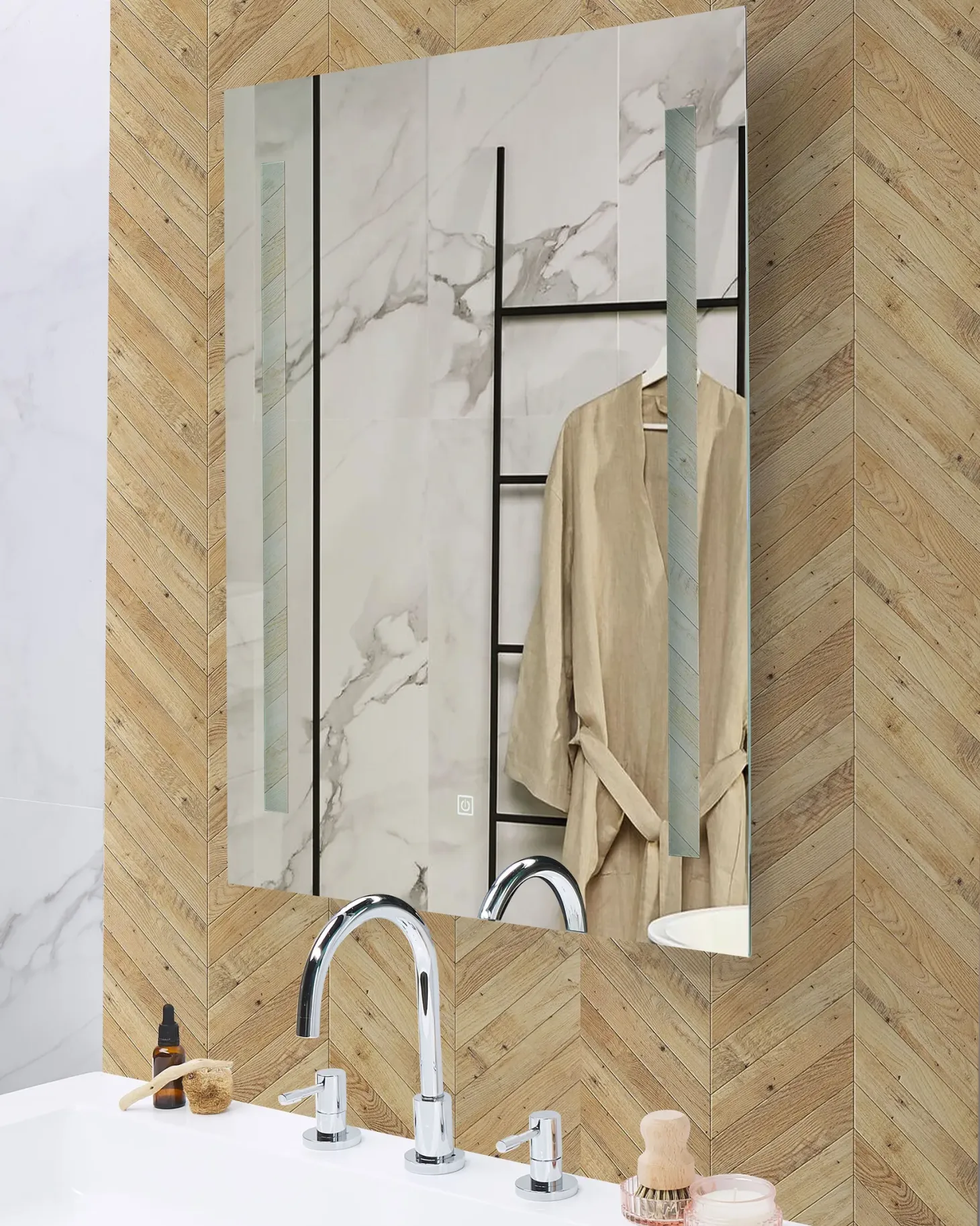 Lustro łazienkowe LED MARTINET 60 cm 80 cm Srebrny