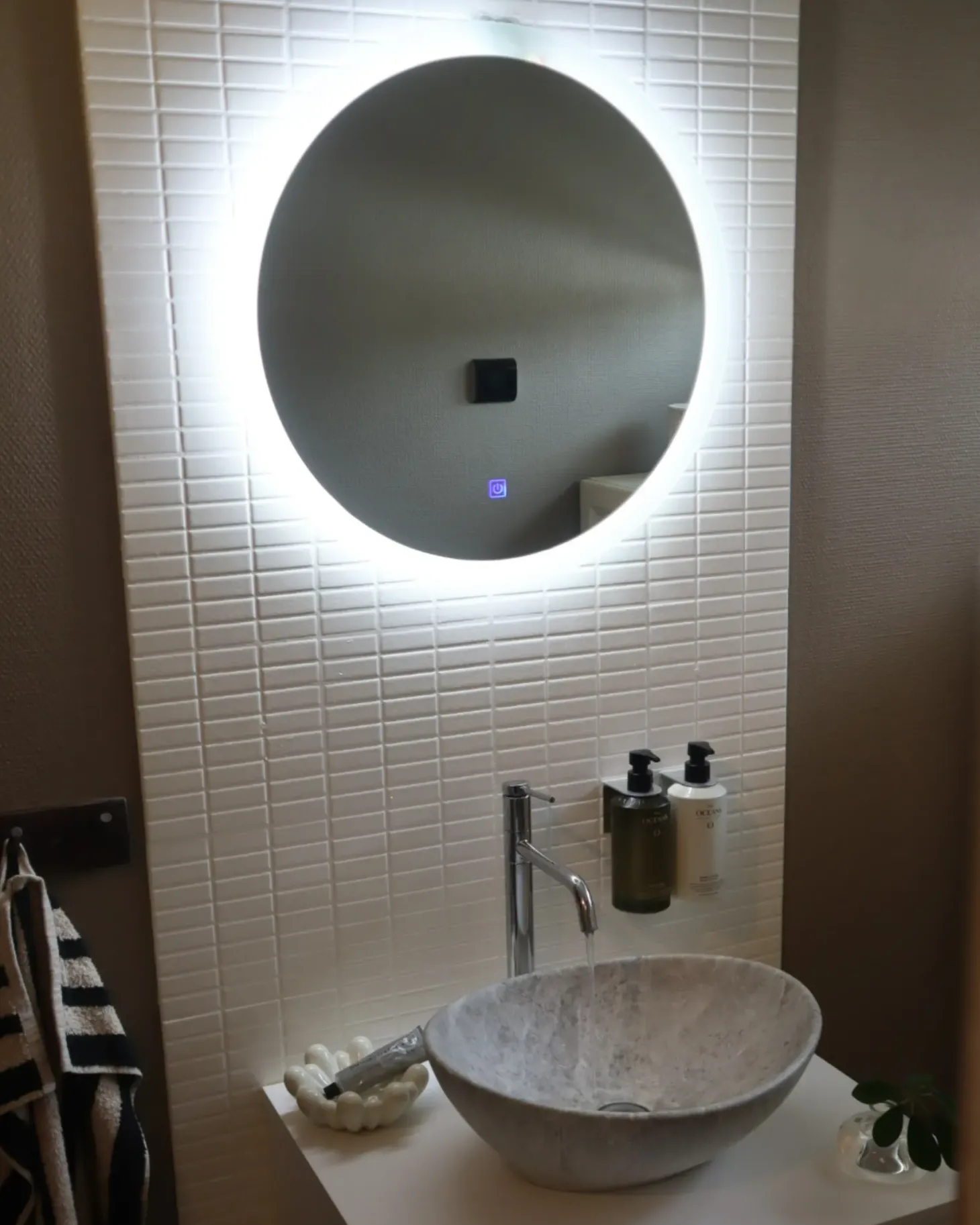 Lustro łazienkowe LED YSER 58 cm 58 cm Srebrny