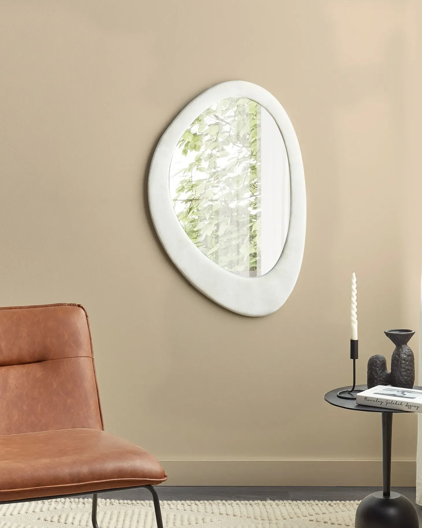 Lustro ścienne AUDES 60 cm 90 cm Welur Złamana biel