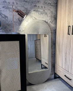 Lustro ścienne BRIANT 56 cm 130 cm Drewno mango Biały
