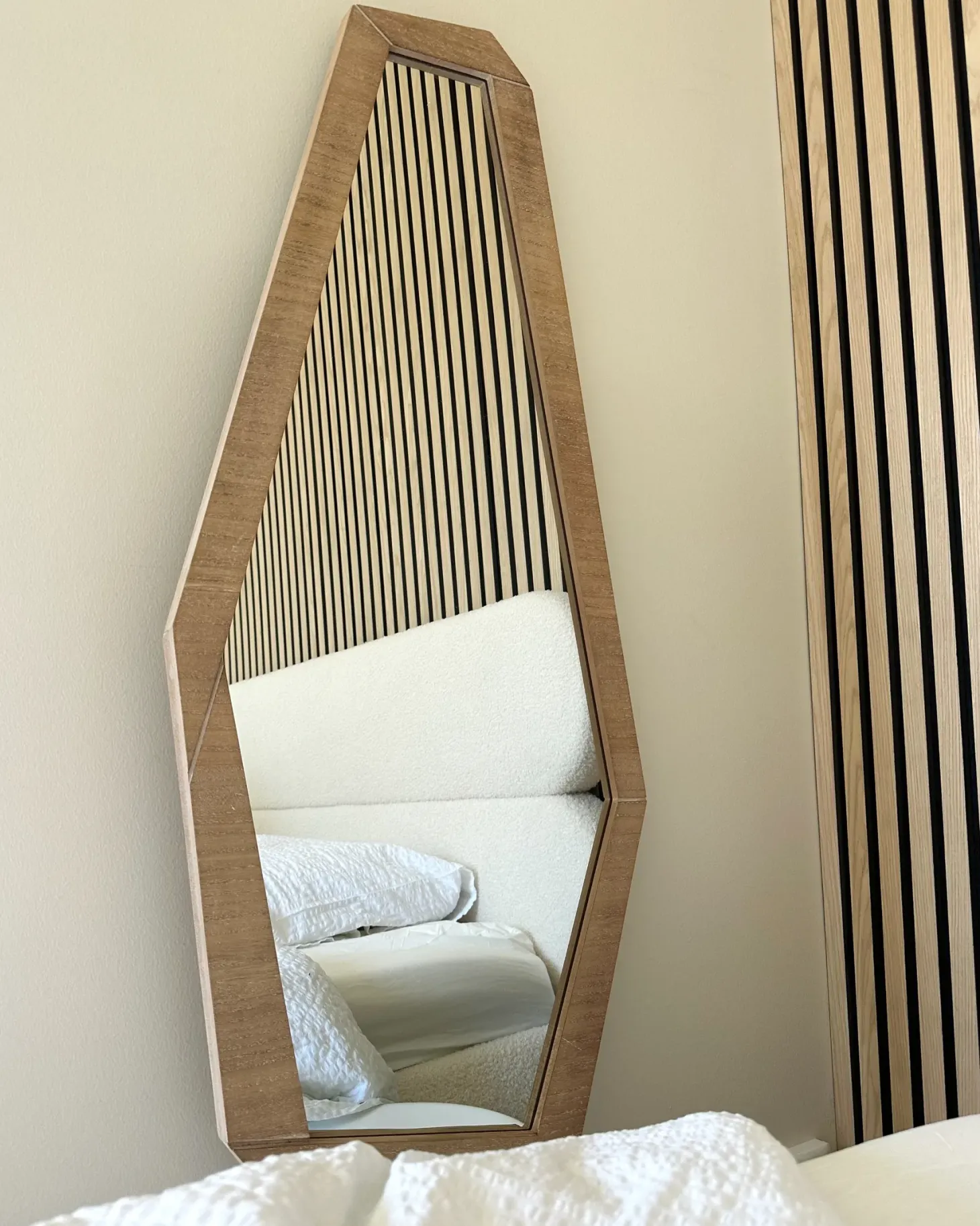 Lustro ścienne CHANU 44 cm 104 cm Jasnobrązowy