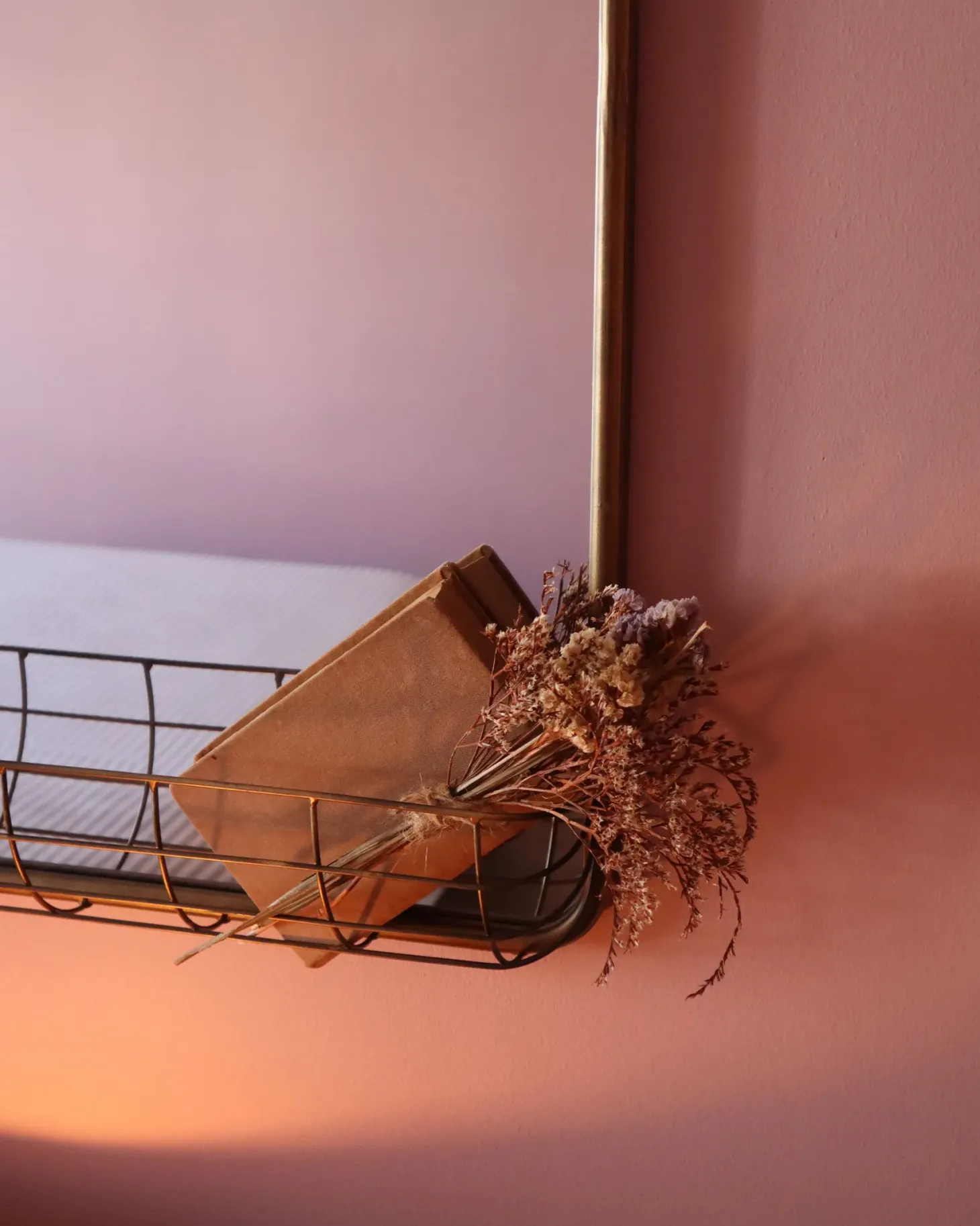Lustro ścienne MACON 40 cm 80 cm Metal Złoty