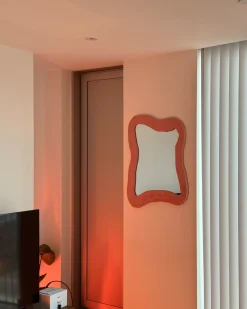 Lustro ścienne PENCRAN 60 cm 80 cm Różowy