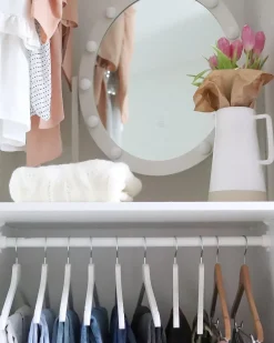 Lustro do makijażu stojące LED ROSTRENEN Biały