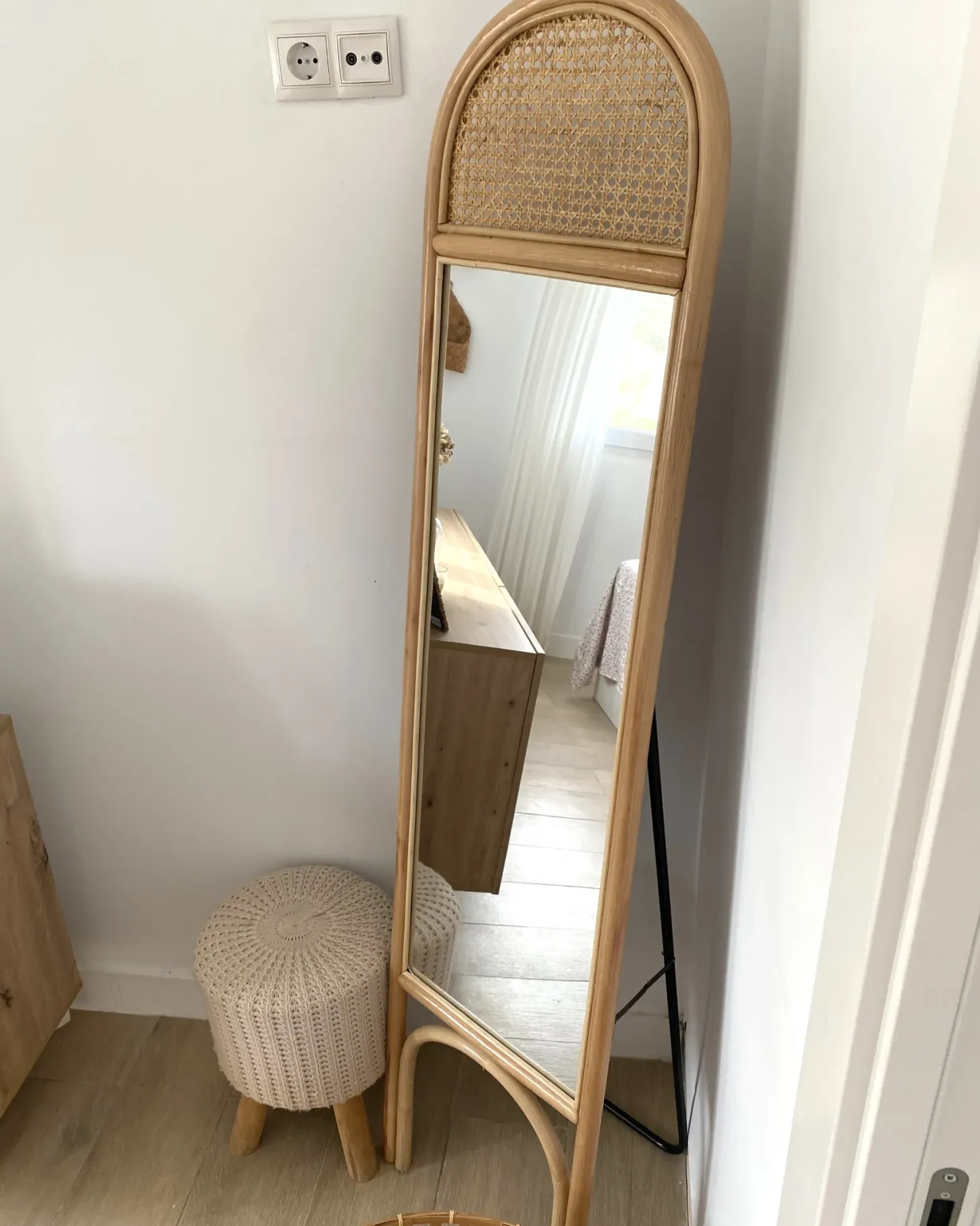 Lustro stojące BRUSSEY 170 cm Rattan Naturalny