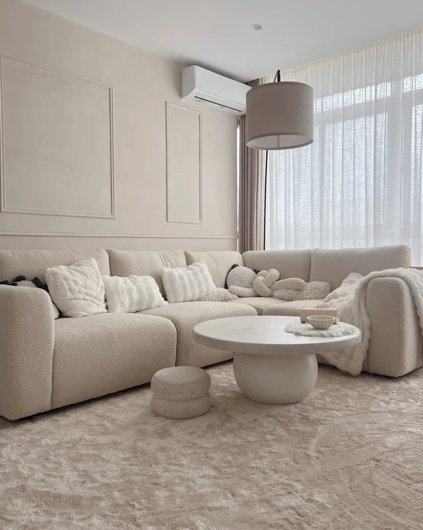 Outlet KIVVIK Złamana biel Boucle Sofy Modułowe|Kolekcje Sof