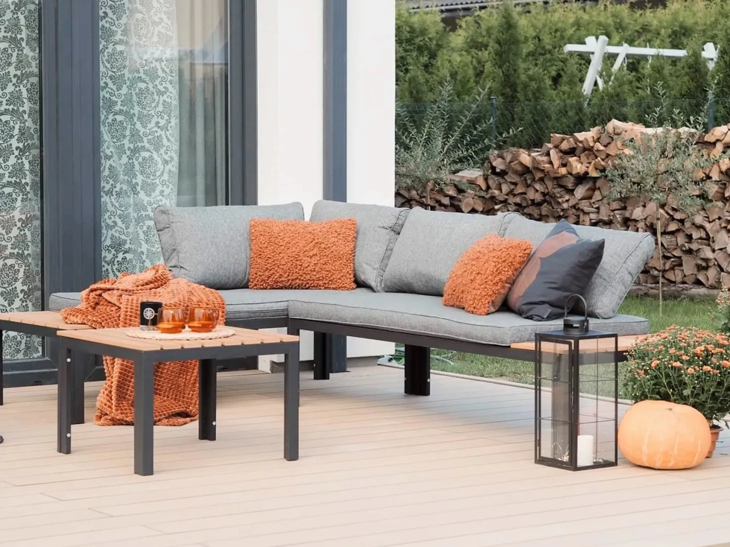 Narożnik ogrodowy ze stolikiem dla 4 osób PIENZA II Prawostronny Szary Modułowy