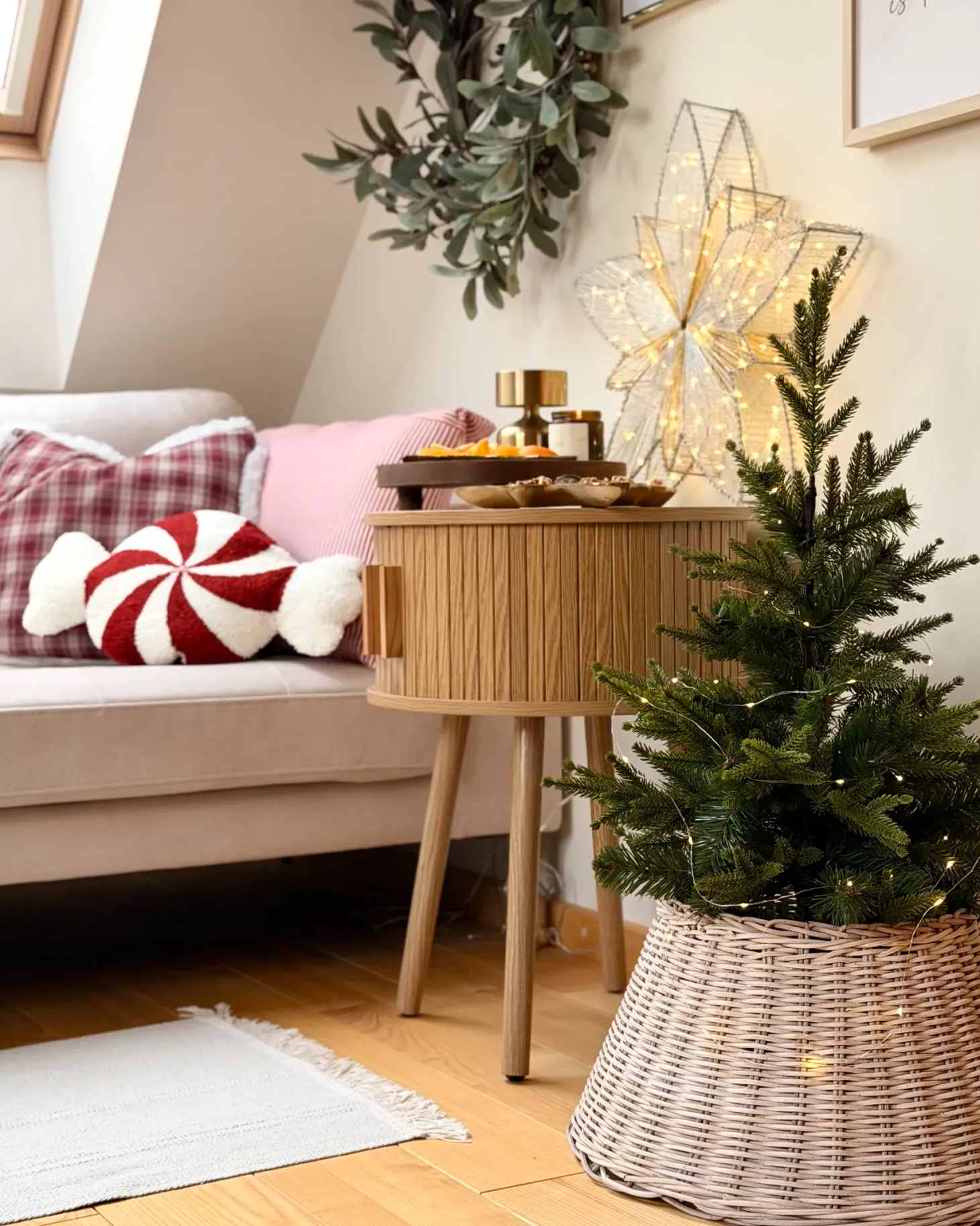 Osłonka pod choinkę FLOCON Rattan Jasnobrązowy 47 cm