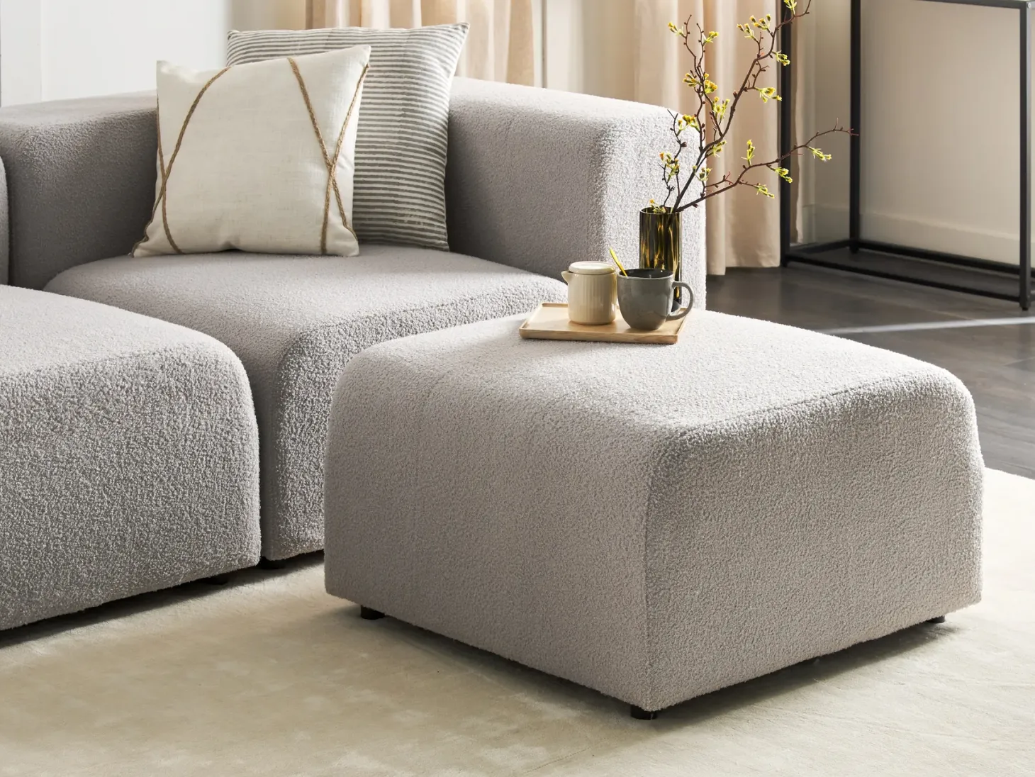 Otomana FALSTERBO Boucle Jasnoszary