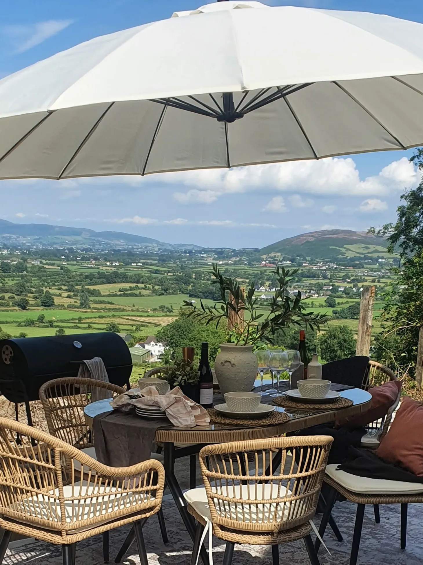 Parasol ogrodowy na wysięgniku 268 cm CALABRIA II Jasnobeżowy