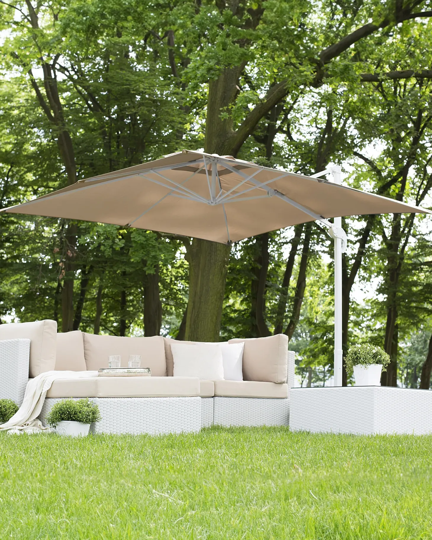Parasol ogrodowy na wysięgniku 250 cm MONZA Piaskowy