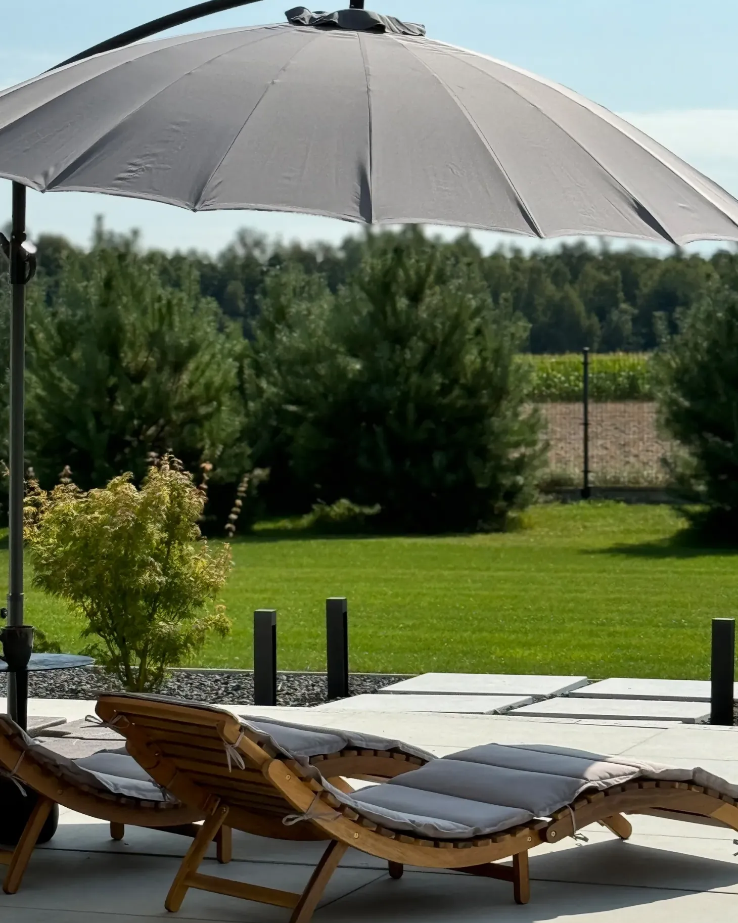 Parasol ogrodowy na wysięgniku 268 cm CALABRIA II Ciemnoszary