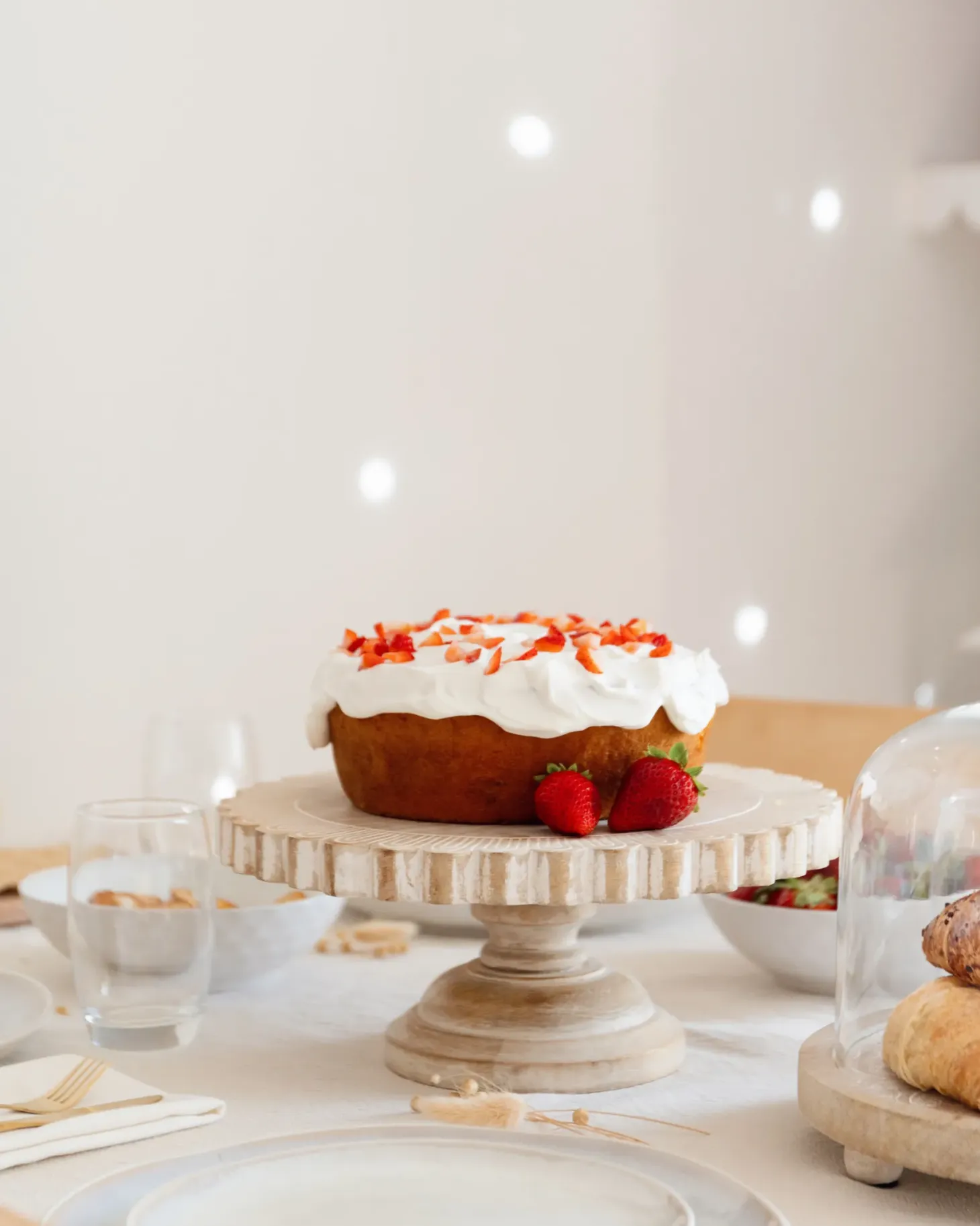 Patera na ciasto MEMFIS Drewno mango Jasnobrązowy