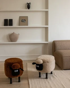 Pufa zwierzak ze schowkiem SHEEP Brązowy Baranek