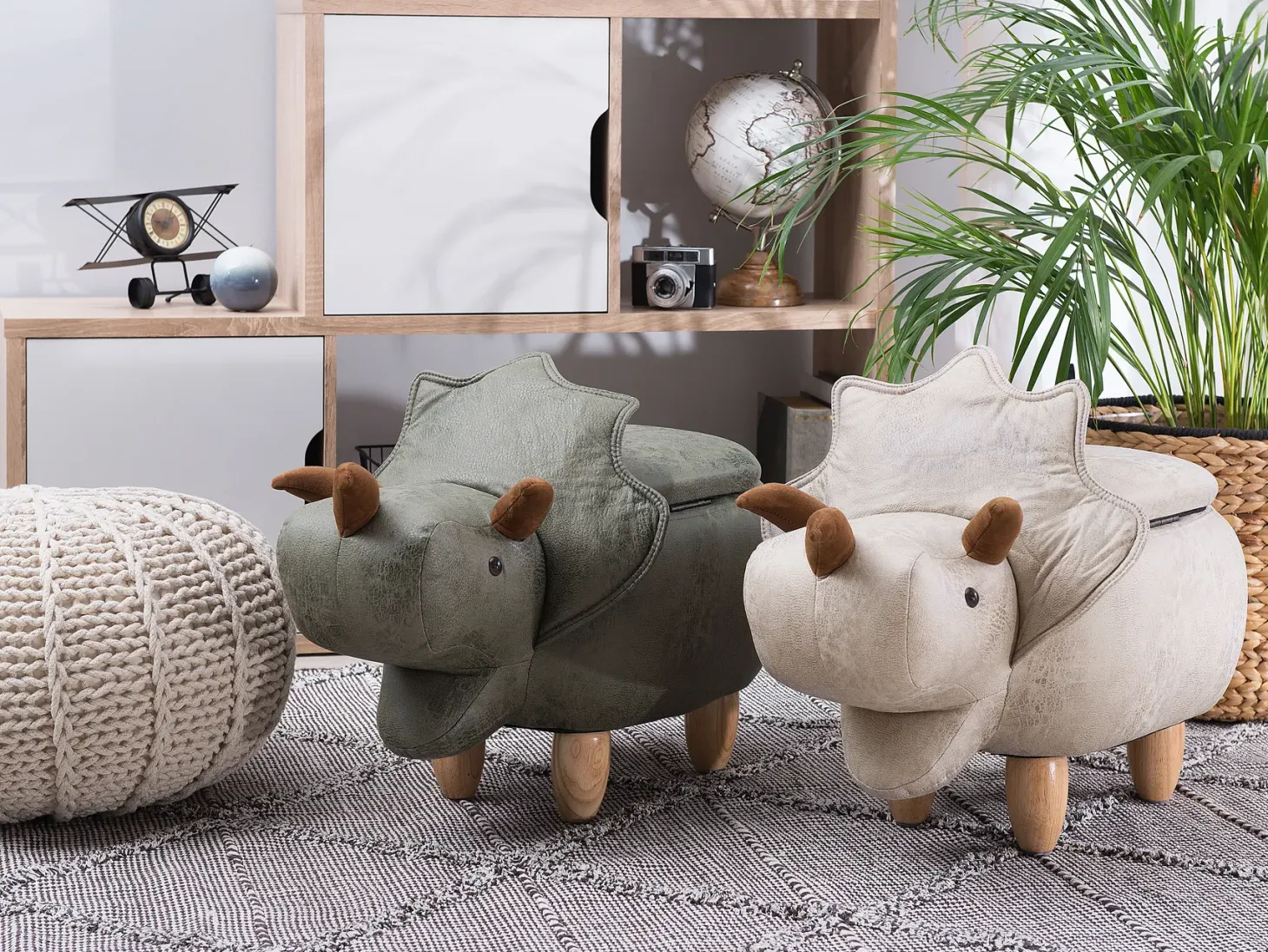 Pufa zwierzak ze schowkiem TRICERATOPS Jasnoszary Dinozaur