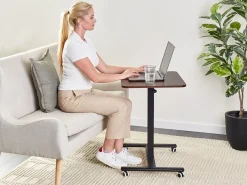 Sale Regulowany stolik pod laptopa ACADEMIA Ciemnobrązowy 65 cm 48 cm z kółkami Wszystkie Biurka|Biurka Z Regulacją Wysokości