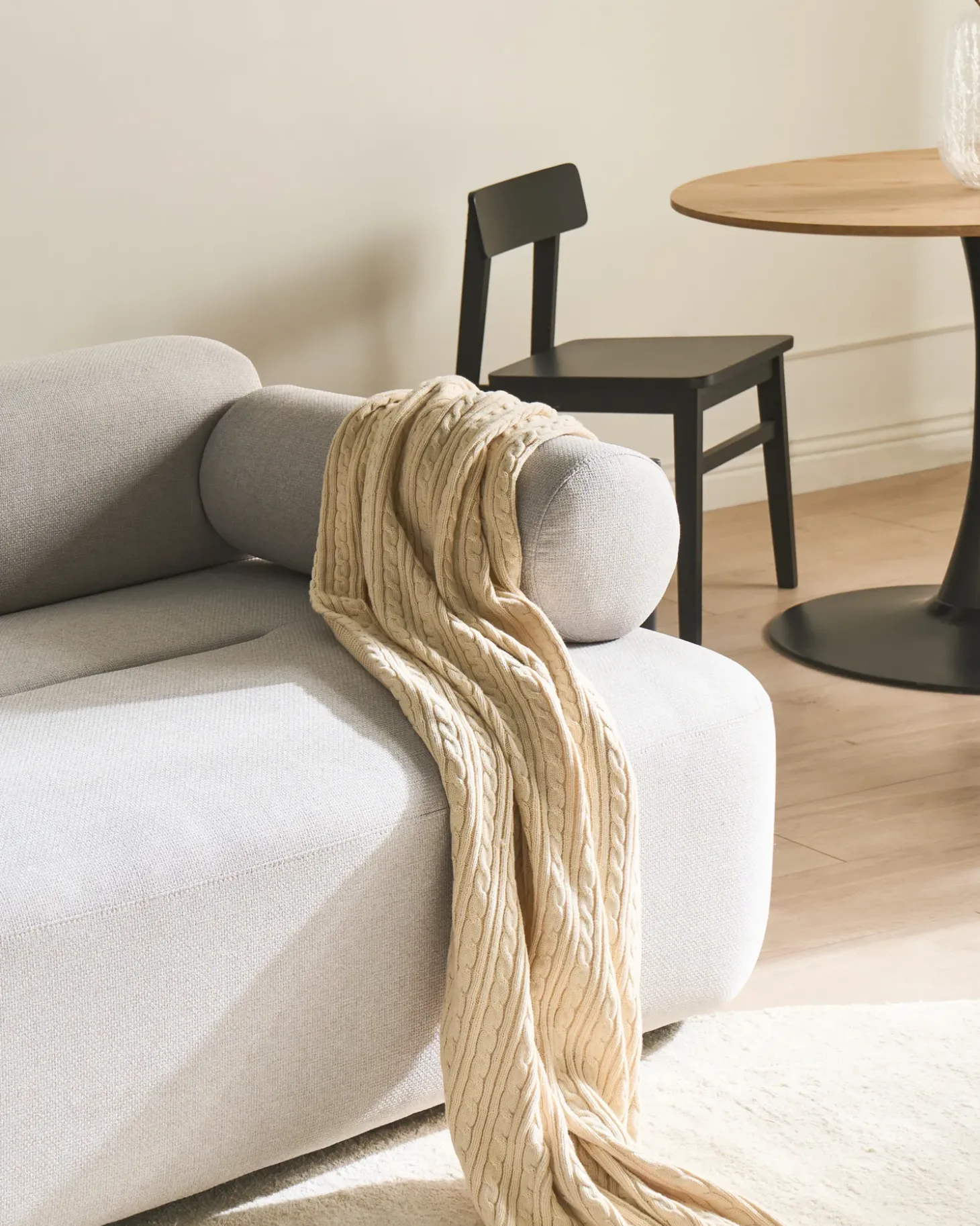 Best Sofa dla 2 osób ELVA Jasnoszary Sofy Tapicerowane|Sofy Dwuosobowe