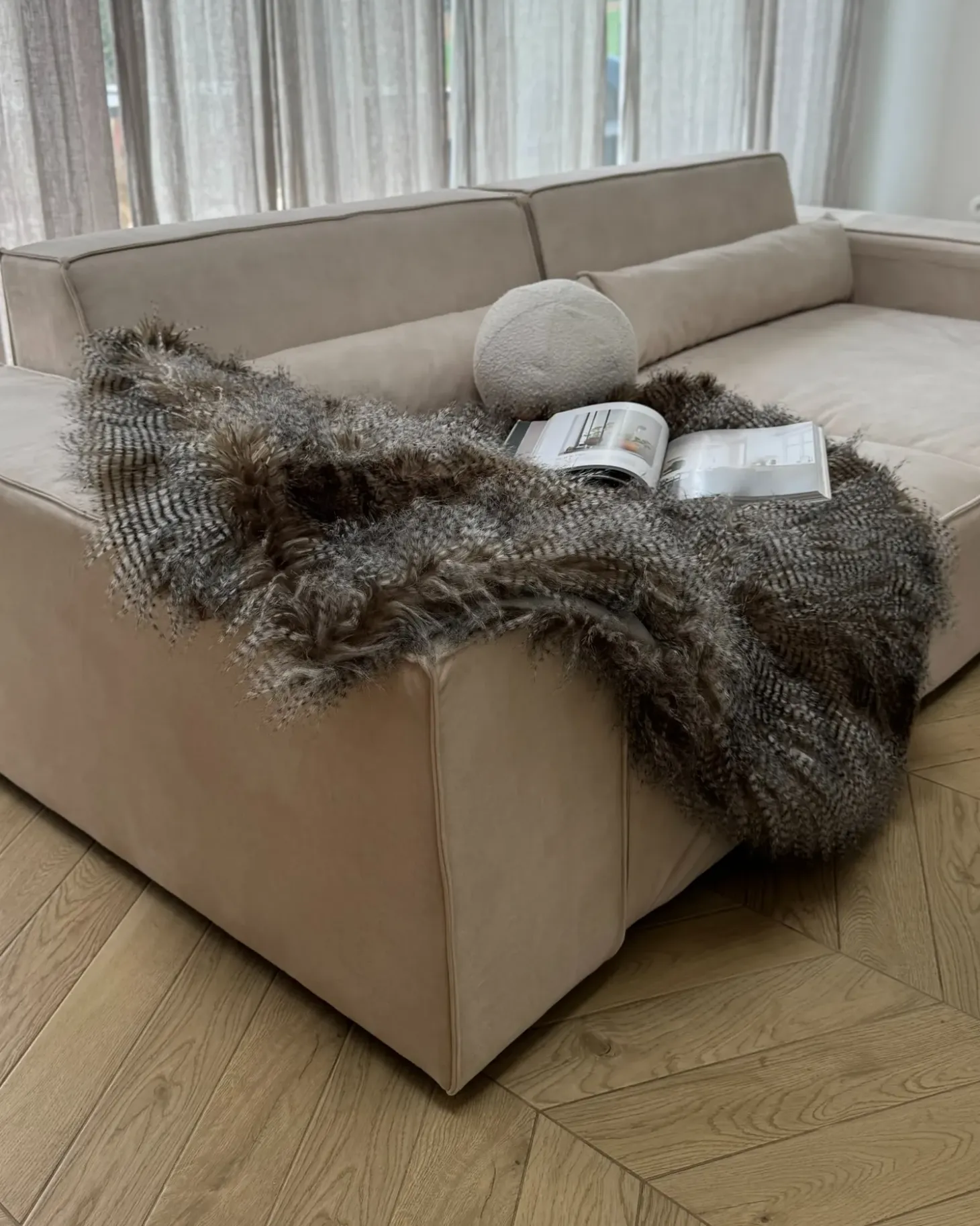 New Sofa modułowa dla 2 osób HELLNAR Jasno Welur Wszystkie Sofy|Sofy Dwuosobowe