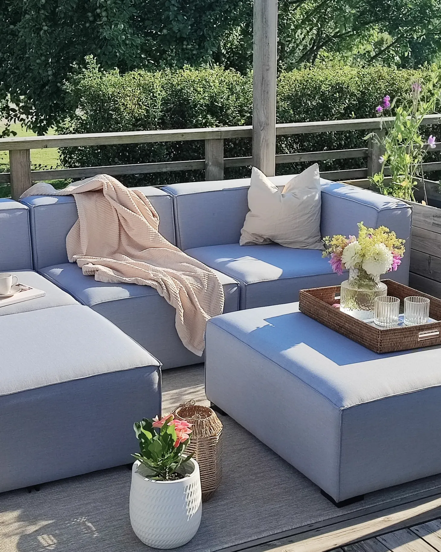 Sofa ogrodowa z otomaną dla 4 osób AREZZO Jasnoszary Modułowy