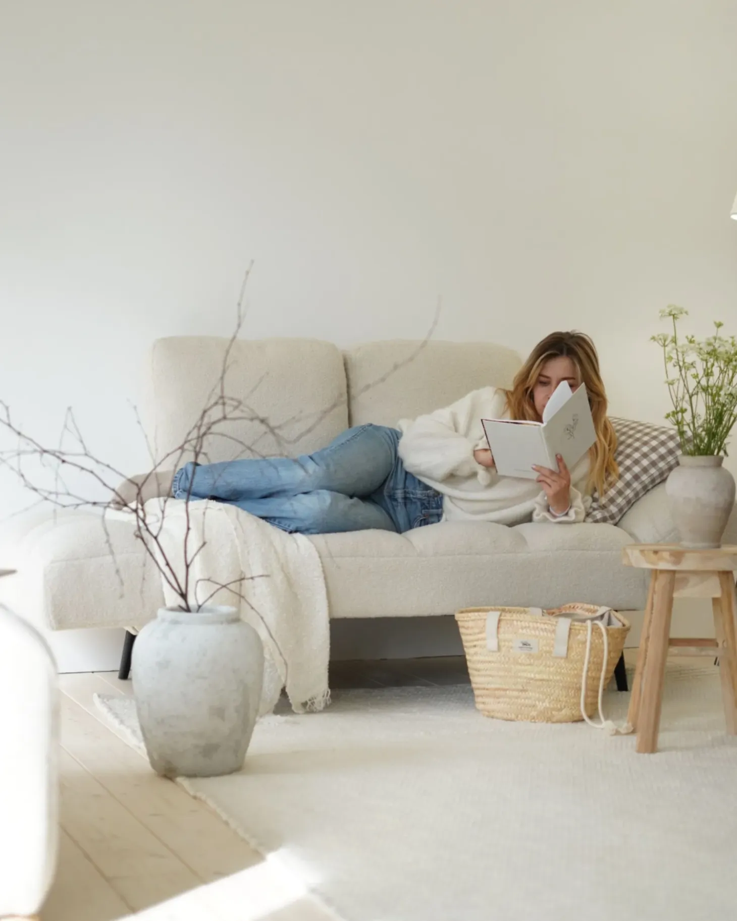 Hot Sofa rozkładana dla 2 osób BREKKE Boucle Złamana biel Sofy Z Funkcją Spania|Wszystkie Sofy