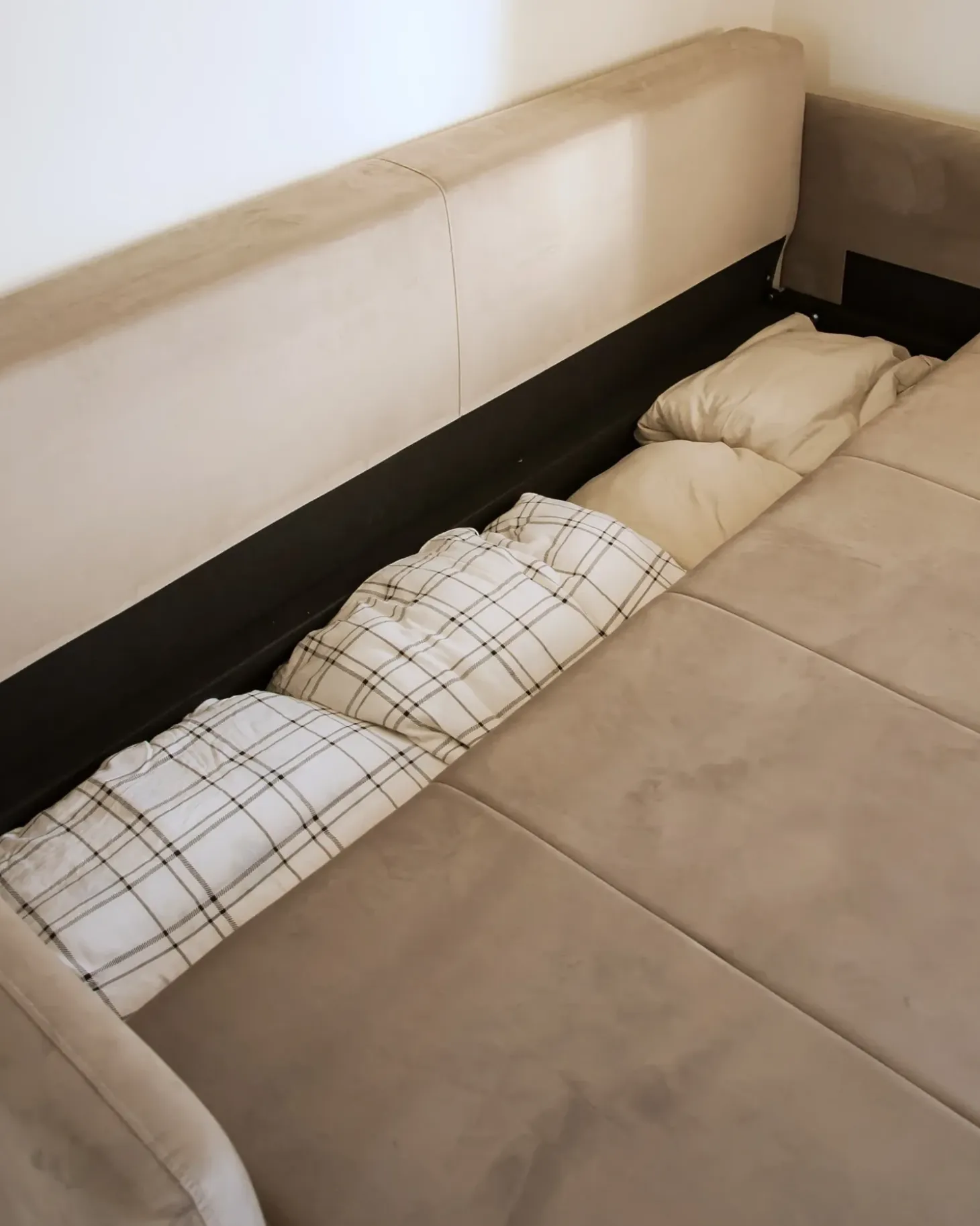 New Sofa rozkładana dla 3 osób EGGE Welur Beżowoszary Sofy Z Funkcją Spania|Wszystkie Sofy