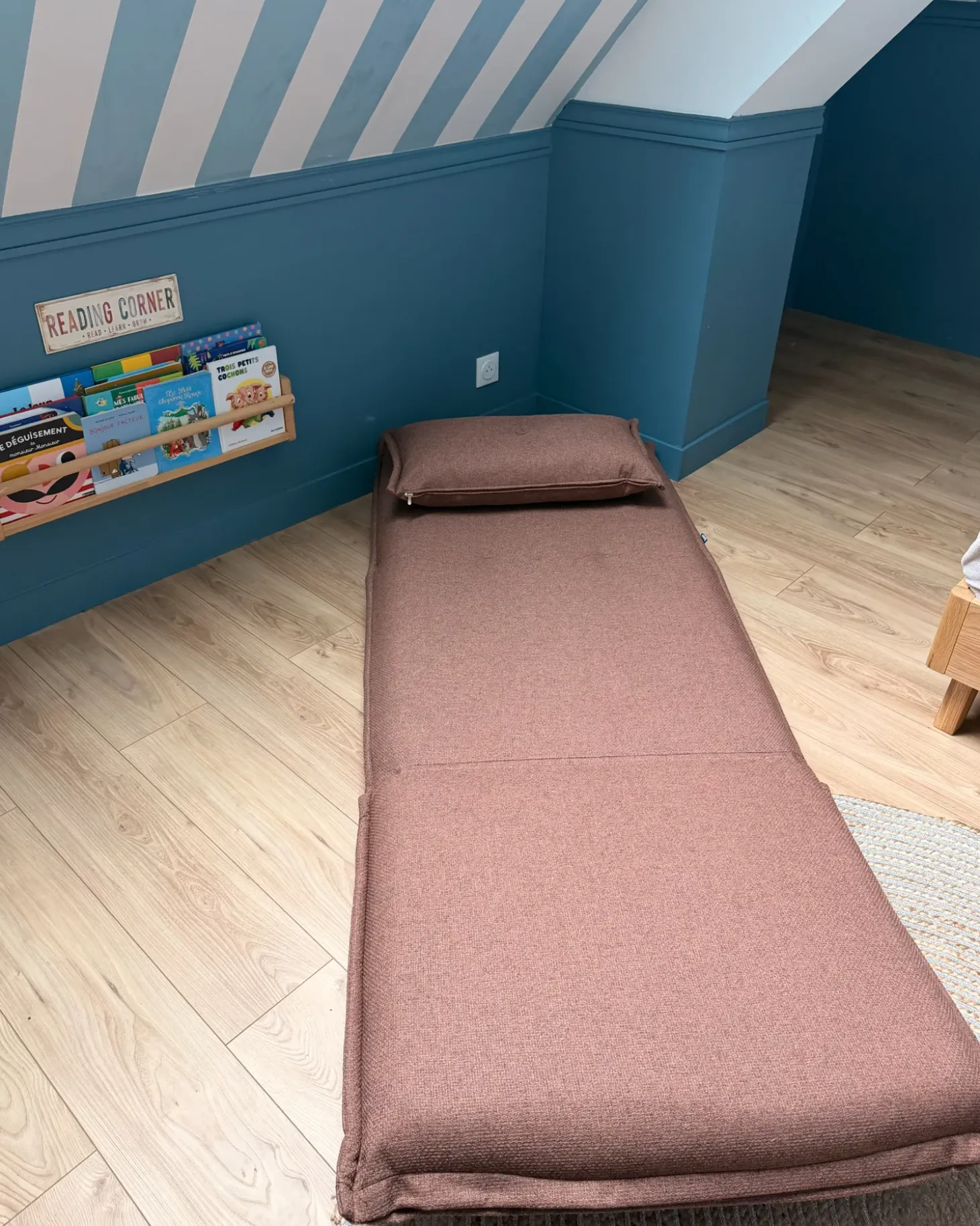 New Sofa rozkładana jednoosobowa DELLEN Dzieci Krzesła I Stoły Dziecięce|Sofy Z Funkcją Spania