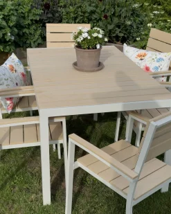 Stół ogrodowy dla 6 osób COMO 150 cm 90 cm Beżowy