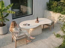 Stół ogrodowy SPOLETO 200 cm 110 cm Beżowy