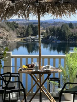 Stolik bistro MOLISE 85 cm 85 cm Bambus Jasnobrązowy