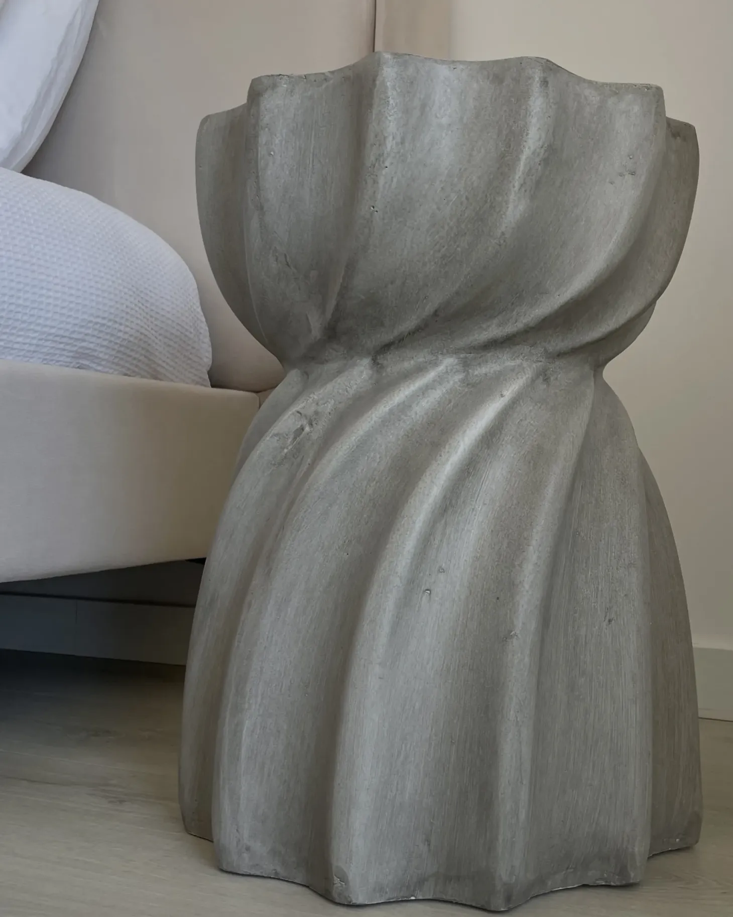 Stolik pomocniczy ALGUA 35 cm 35 cm Szary