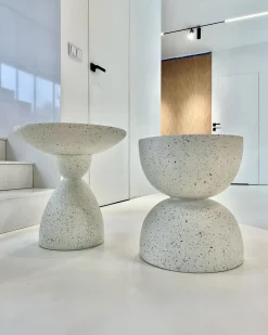 Stolik pomocniczy CAFFI 50 cm 50 cm Efekt lastryko Złamana biel
