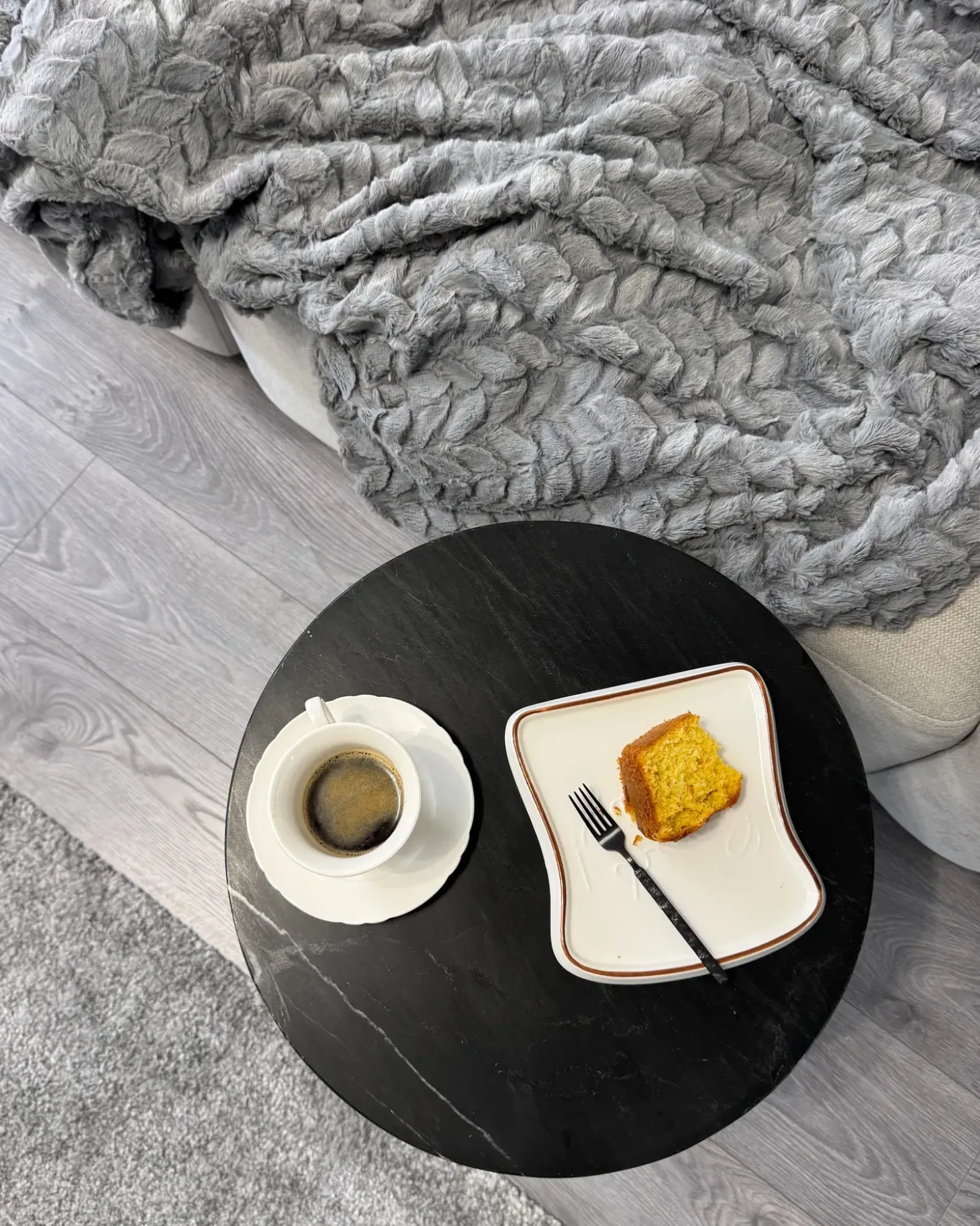 Outlet Stolik pomocniczy TYRELL Marmur Wszystkie Stoły|Wszystkie Stoły