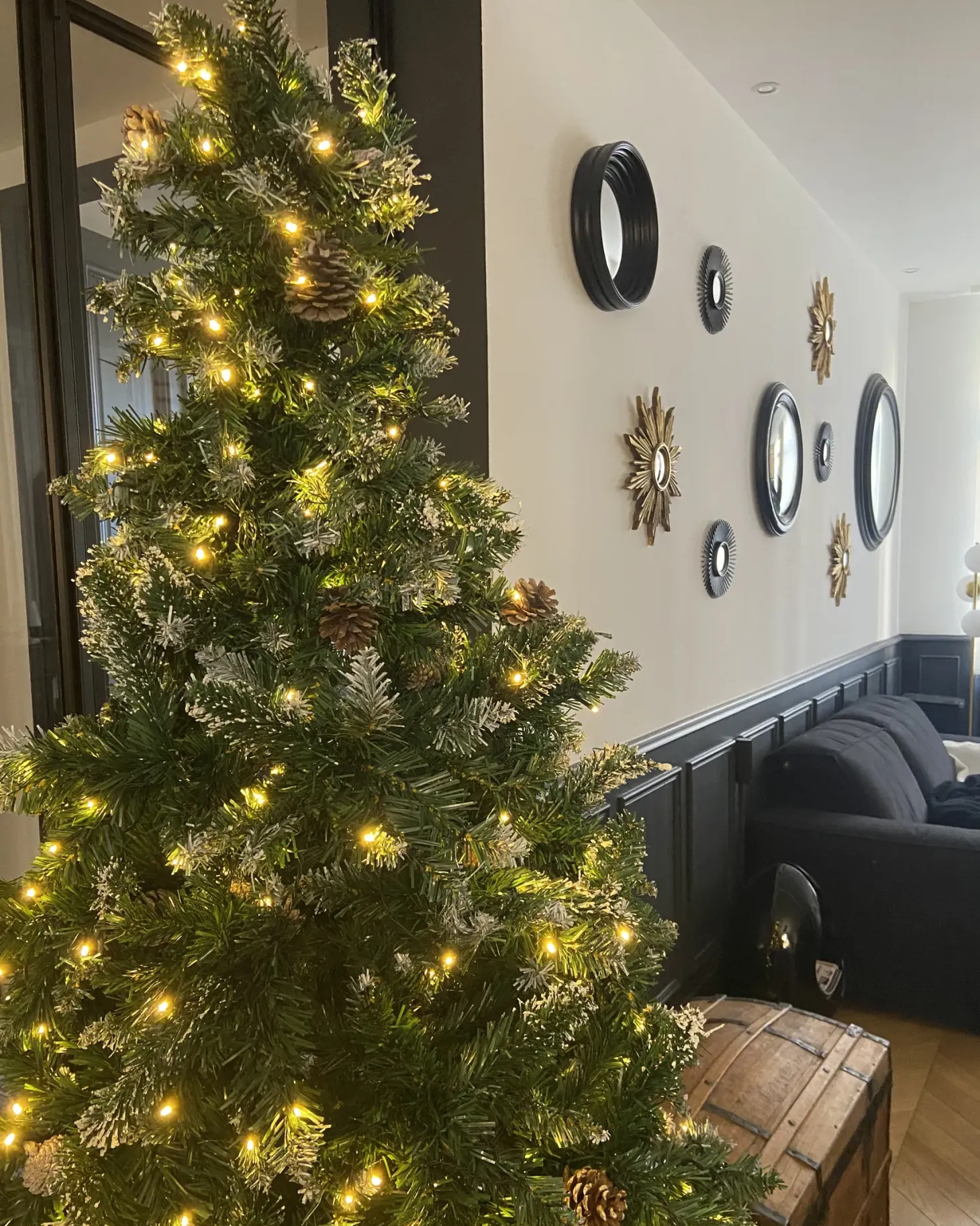 Sztuczna choinka świąteczna LED PALOMAR 210 cm Zielony