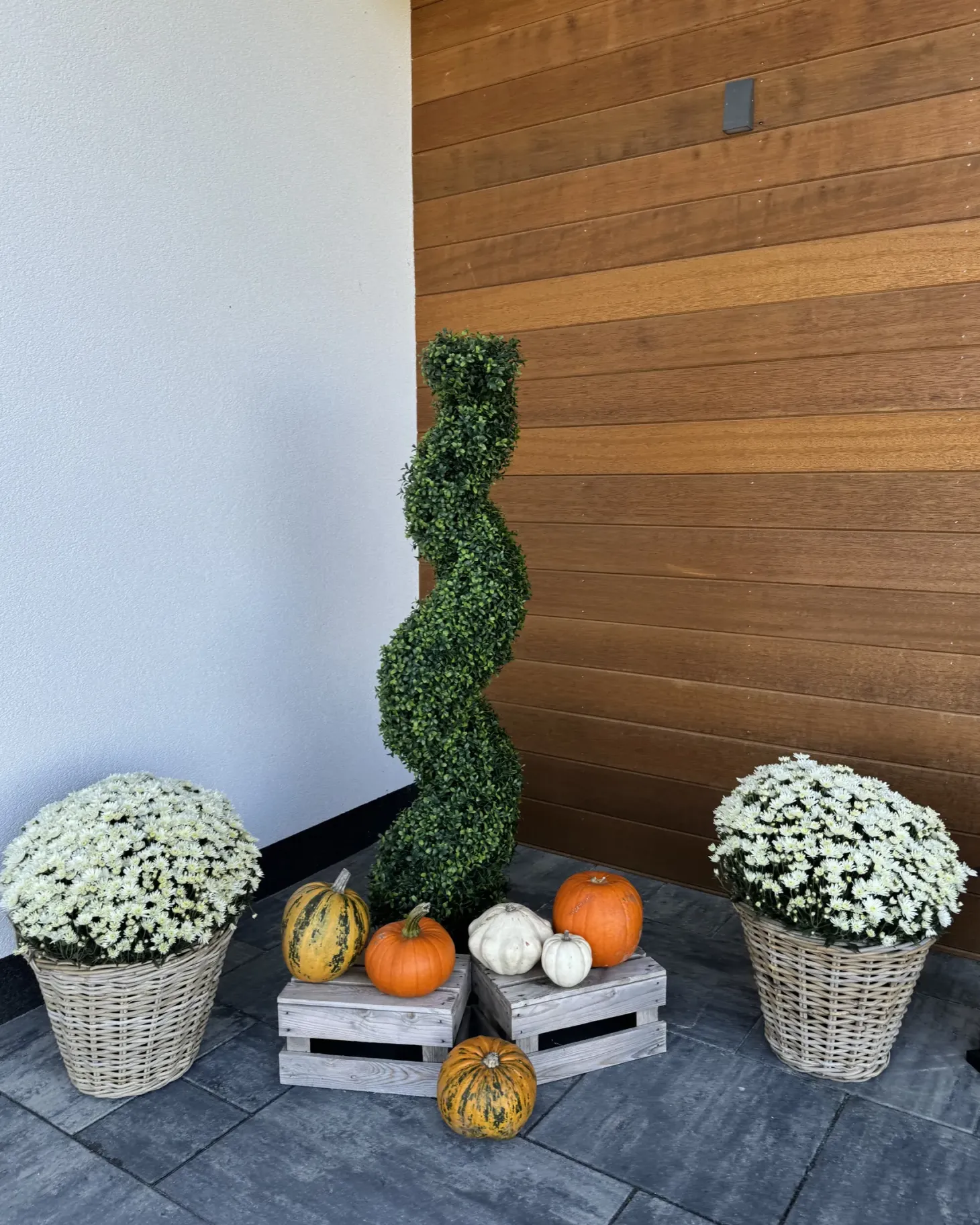 Sztuczna roślina BUXUS SPIRAL TREE 98 cm Zielony