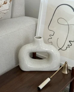 Wazon na kwiaty MOONEYE Kamionka 19 cm Złamana biel