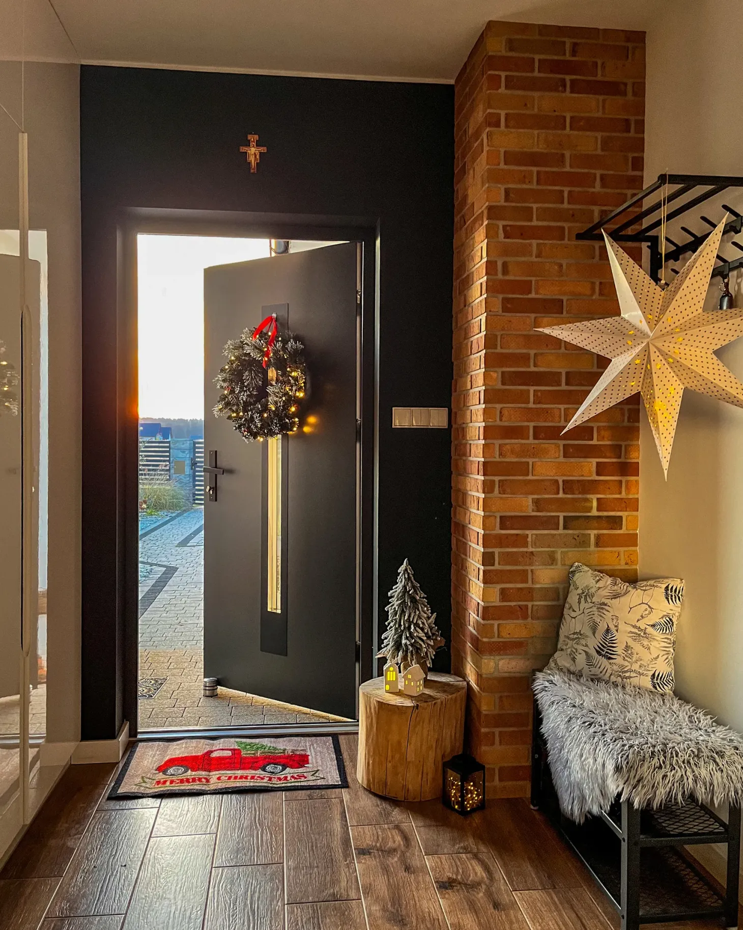 Wieniec świąteczny LED WAPTA Zielony 40 cm
